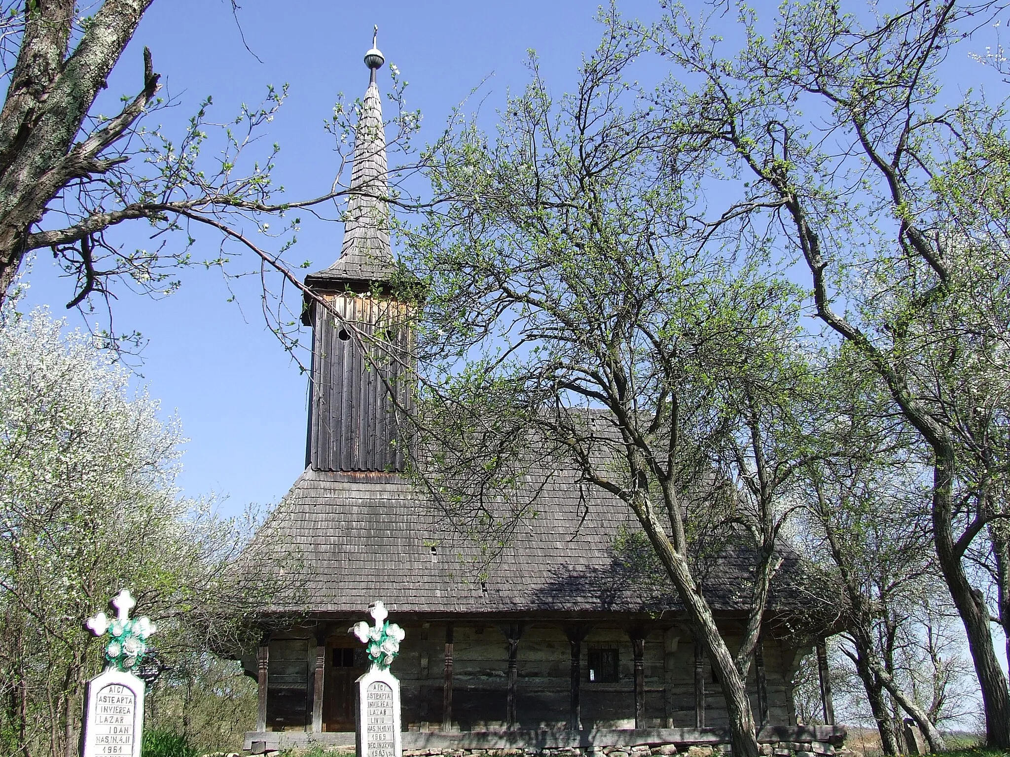 Photo showing: Biserica de lemn din Bozna