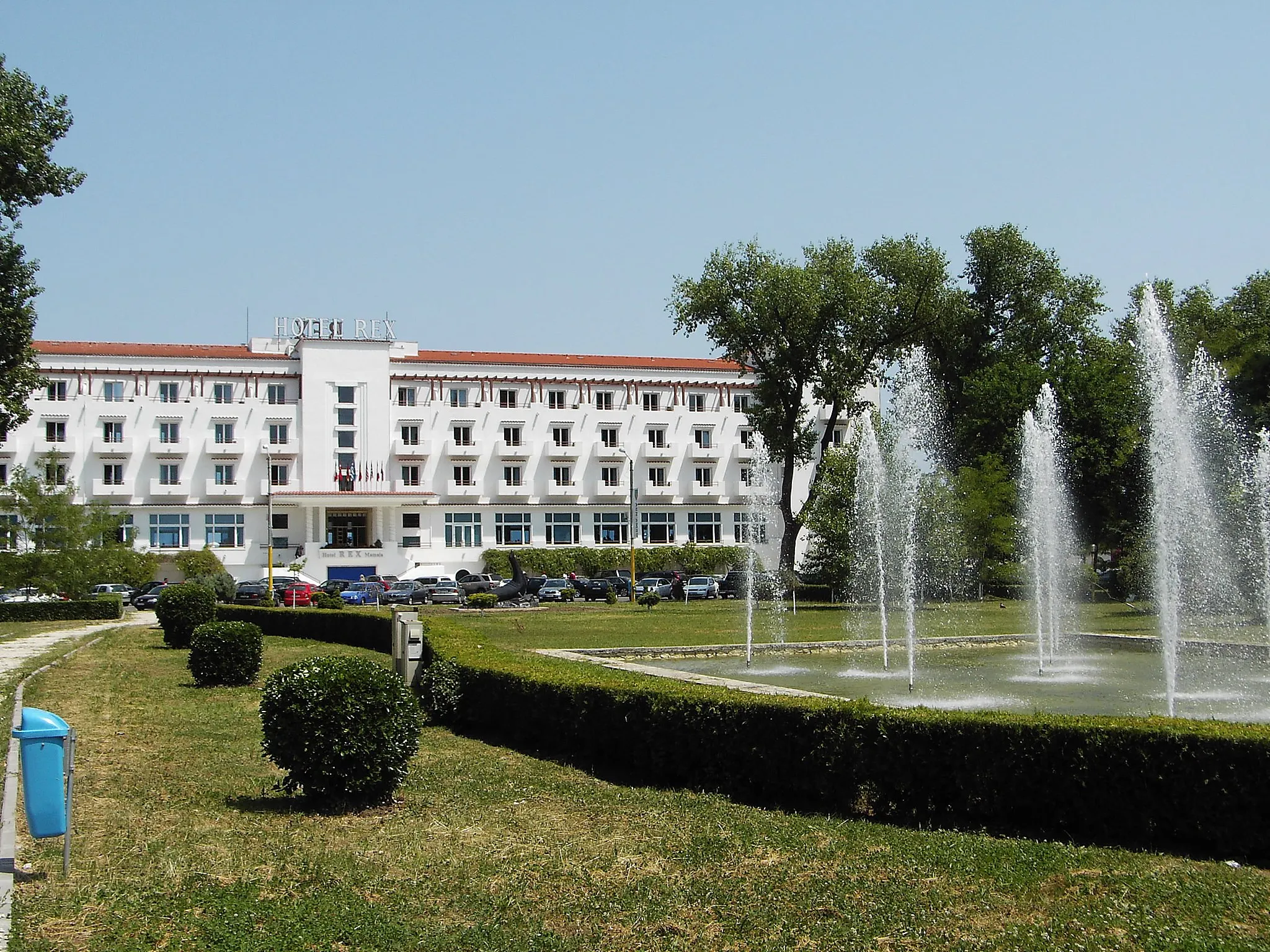 Photo showing: Hotel Rex in Mamaia.