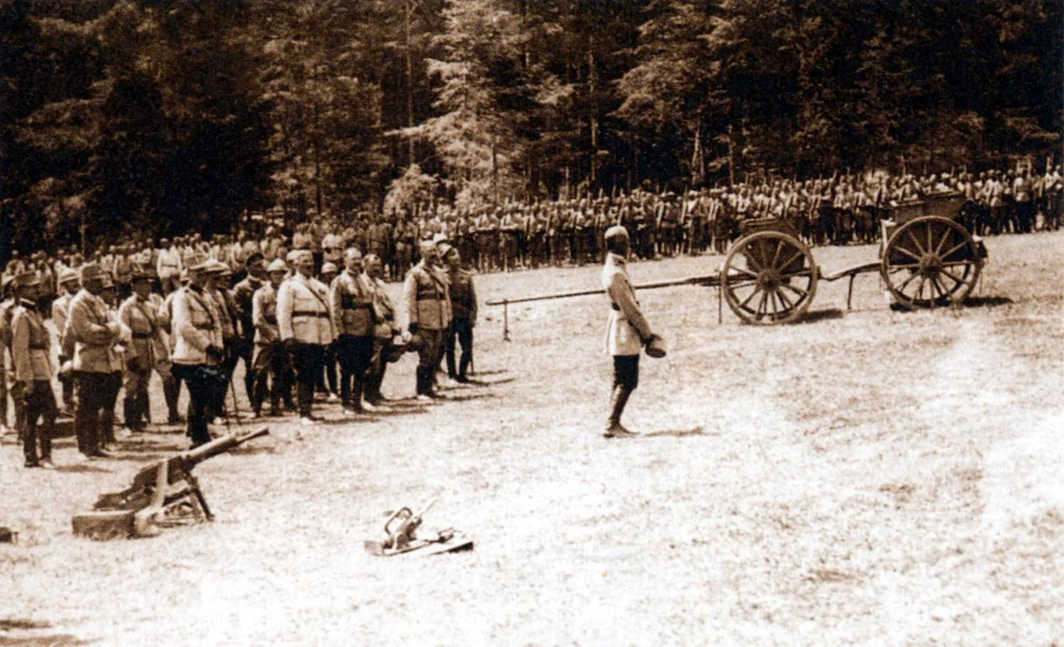 Photo showing: Romanian troops at Mărășești in 1917, during World War I.