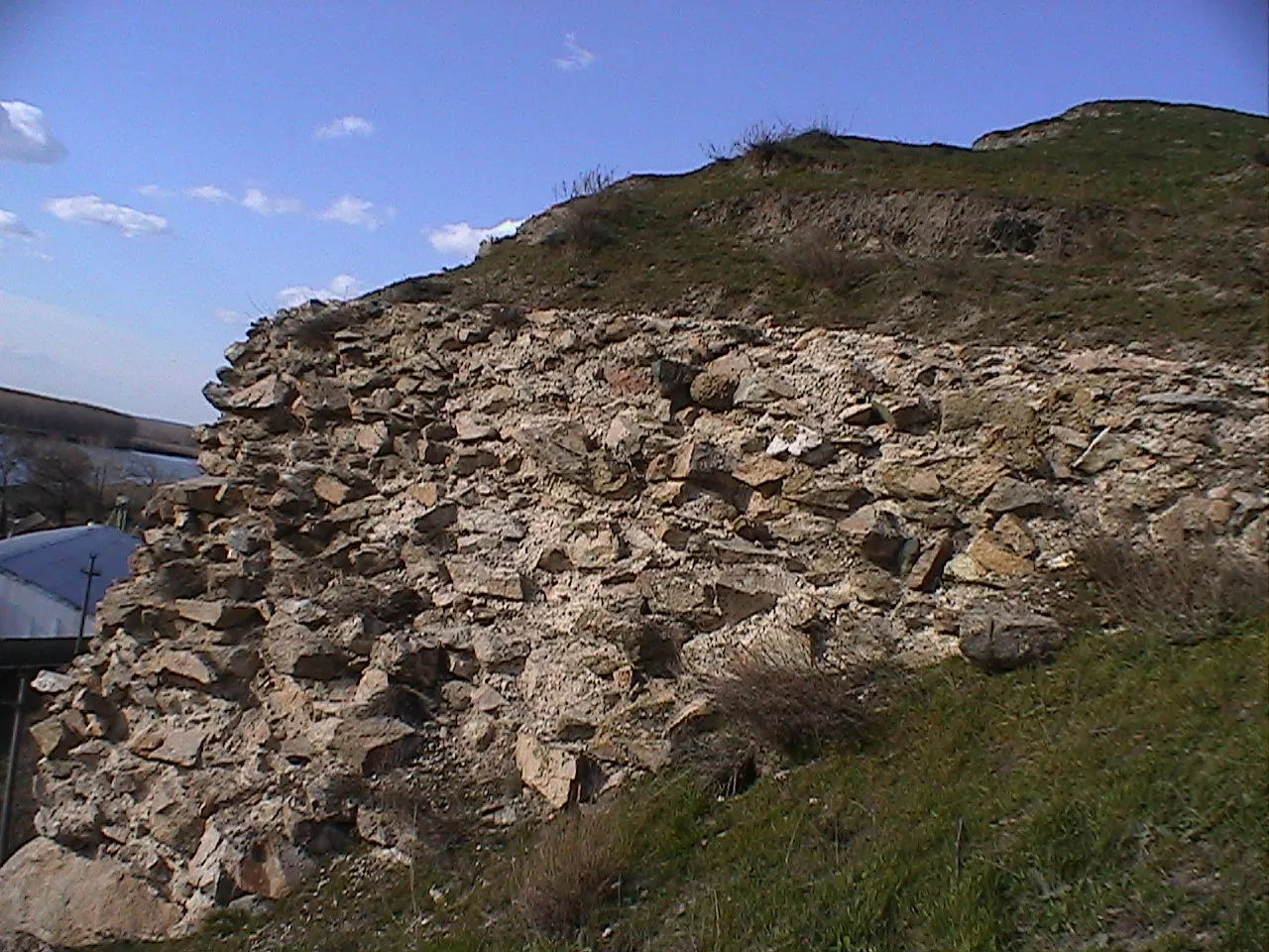 Photo showing: Cetatea Arrubium