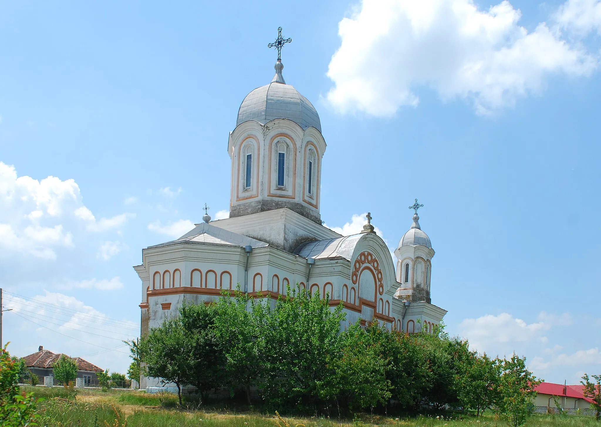 Photo showing: Orthodox church in Osmancea, Constanța County, Romania