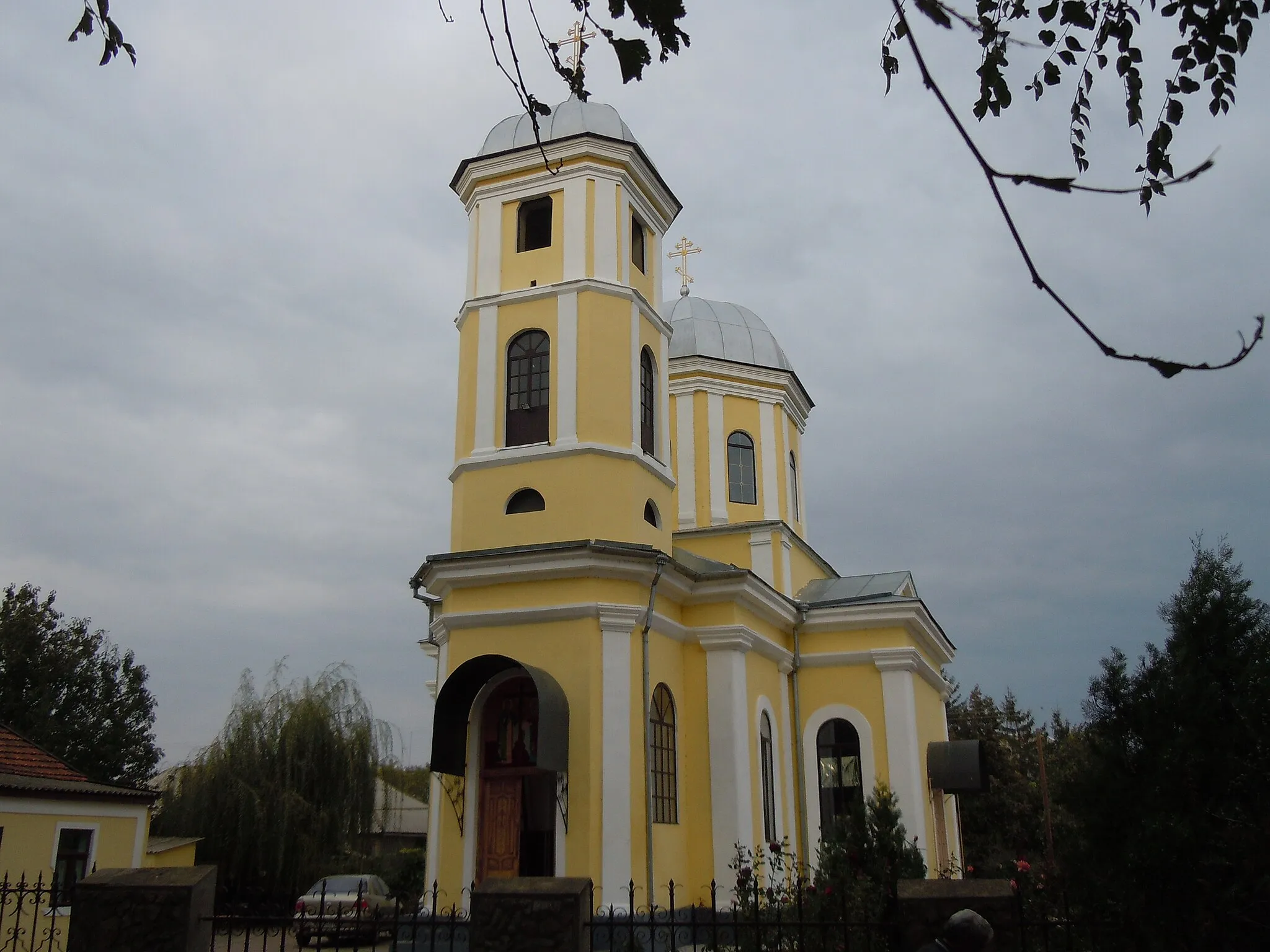 Photo showing: Церква Святих Костянтина і Олени в Рені