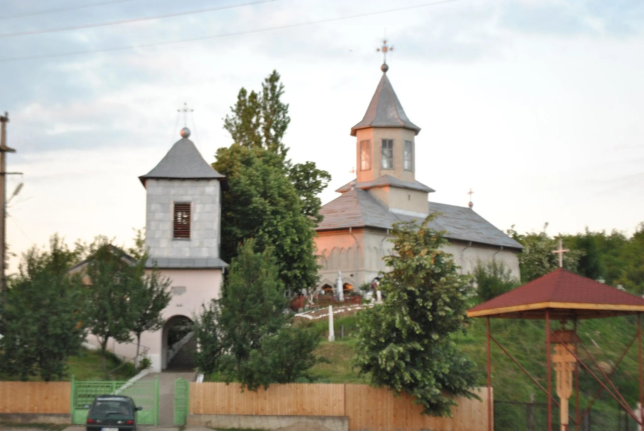 Photo showing: Saints Constantine and Helena church in Măteşti, Săpoca commune, Buzău County, Romania