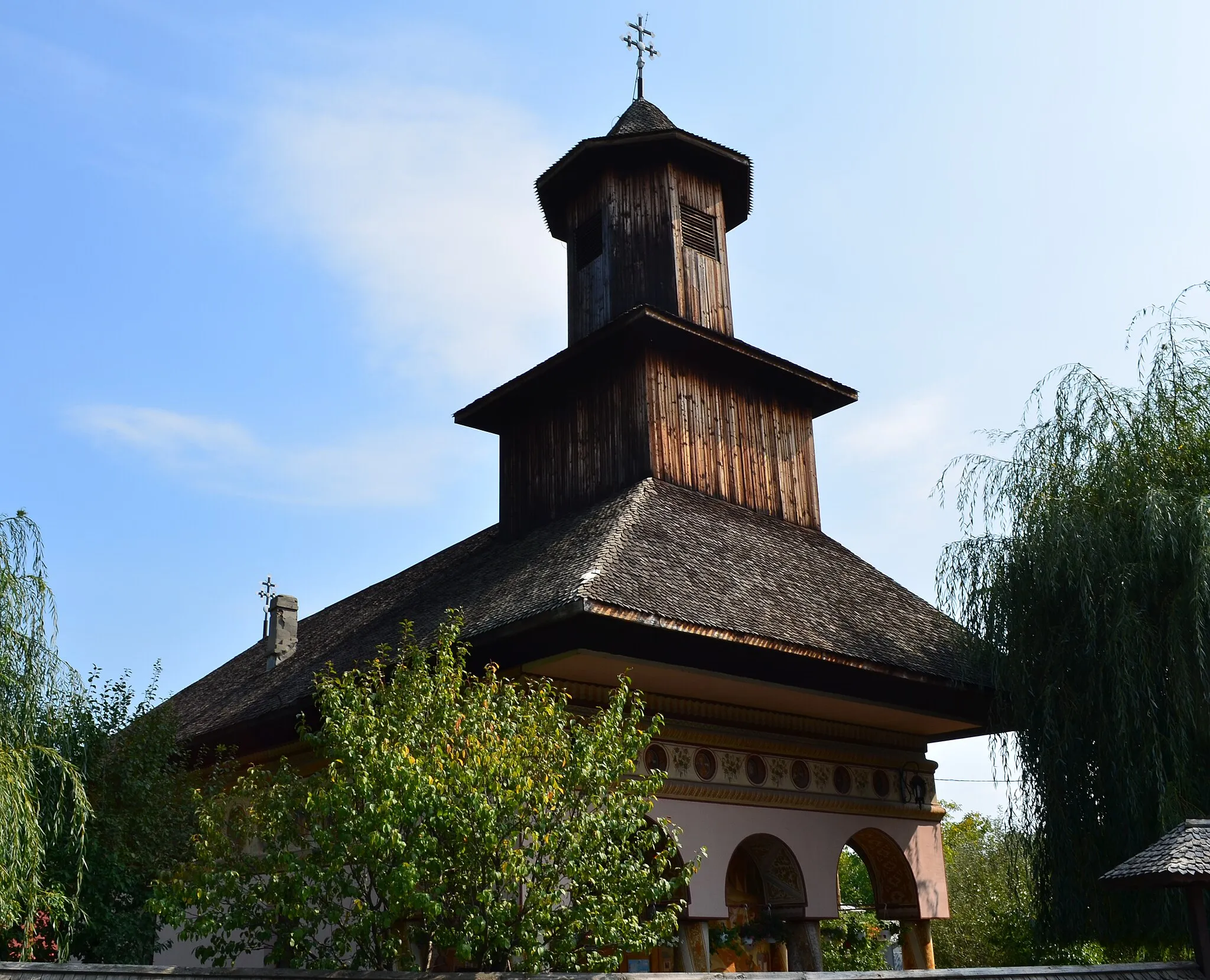 Photo showing: Biserica "Intrarea în Biserică" - Nica Filip, Vălenii de Munte, Prahova.
Construită în 1808, având drept ctitori pe Nica Filip (logofăt, d.1831) și Soare Pitoiu