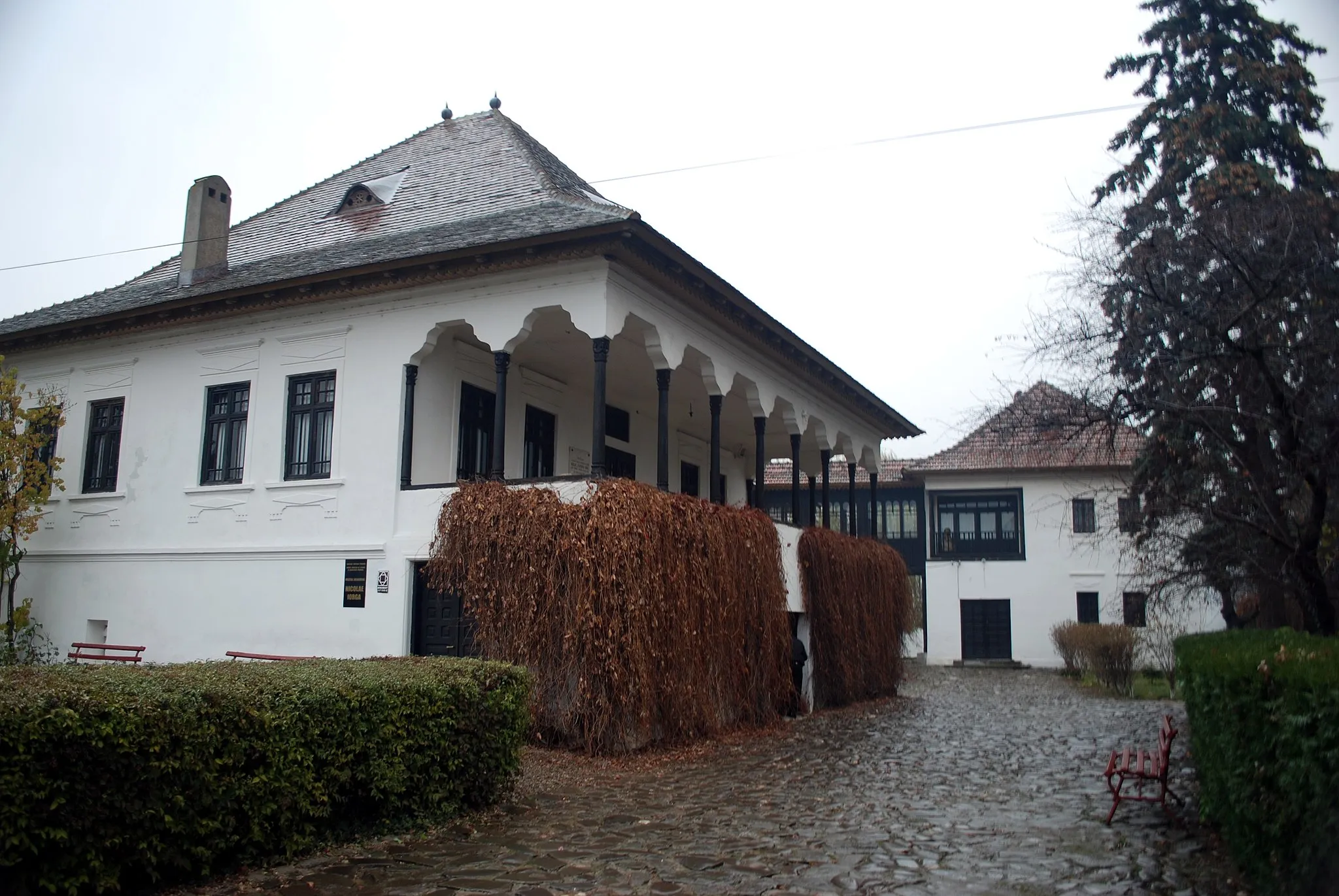 Photo showing: The Nicolae Iorga museum in Vălenii de Munte, Romania