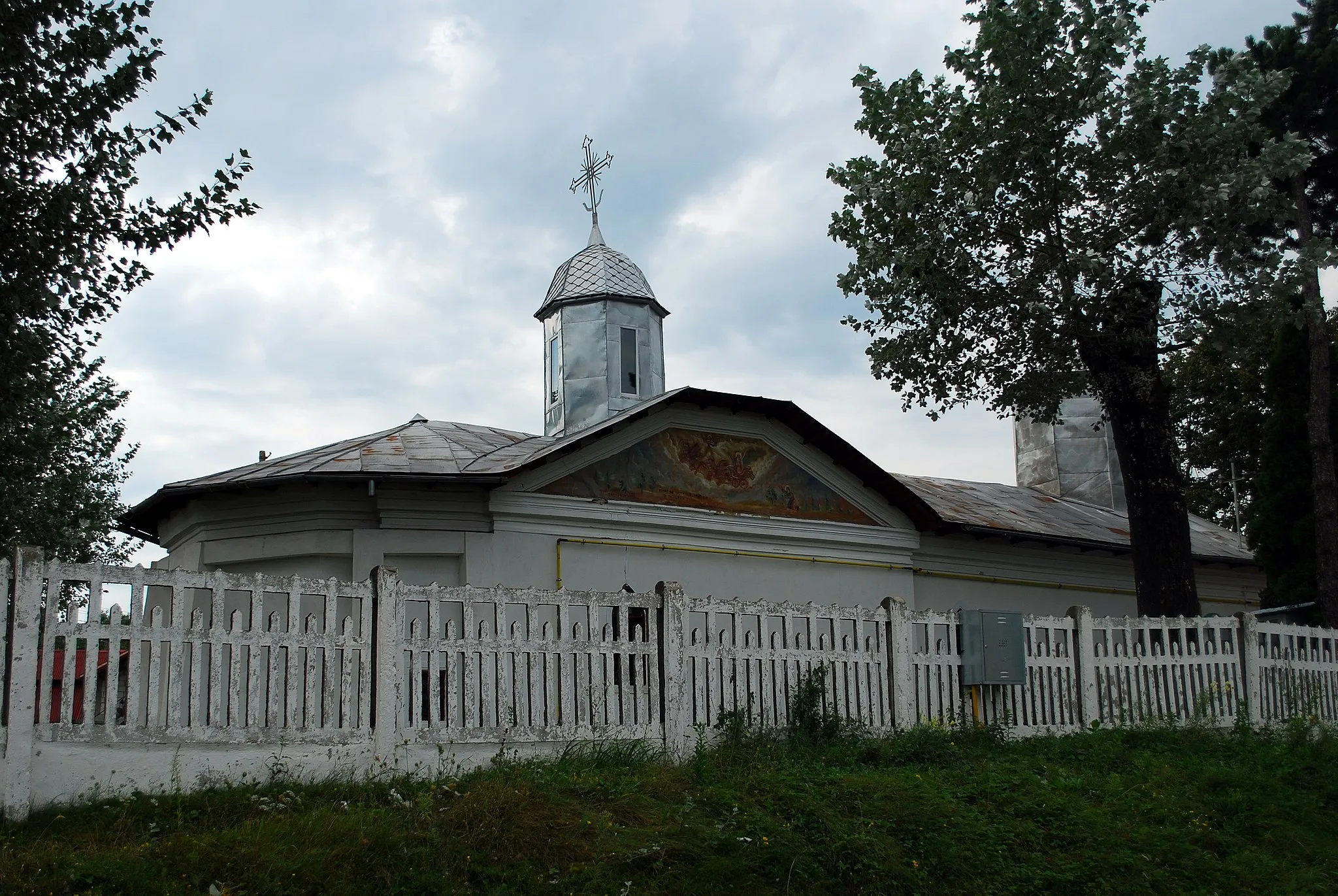 Photo showing: Saint Parascheva's church in Ungureni, Dragomirești Commune, Dâmbovița County, Romania