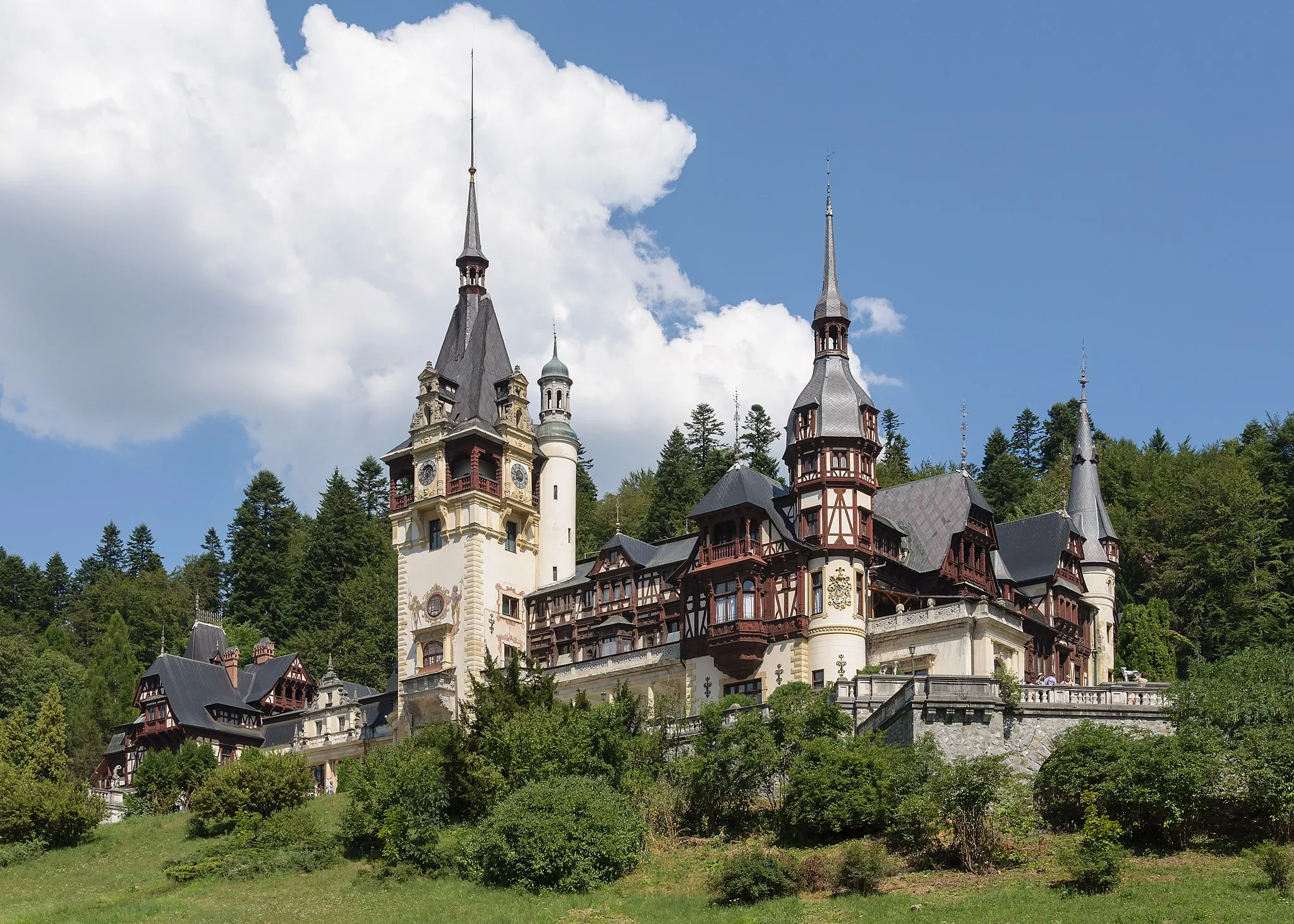 Photo showing: Peleș Castle in Sinaia, Romania.