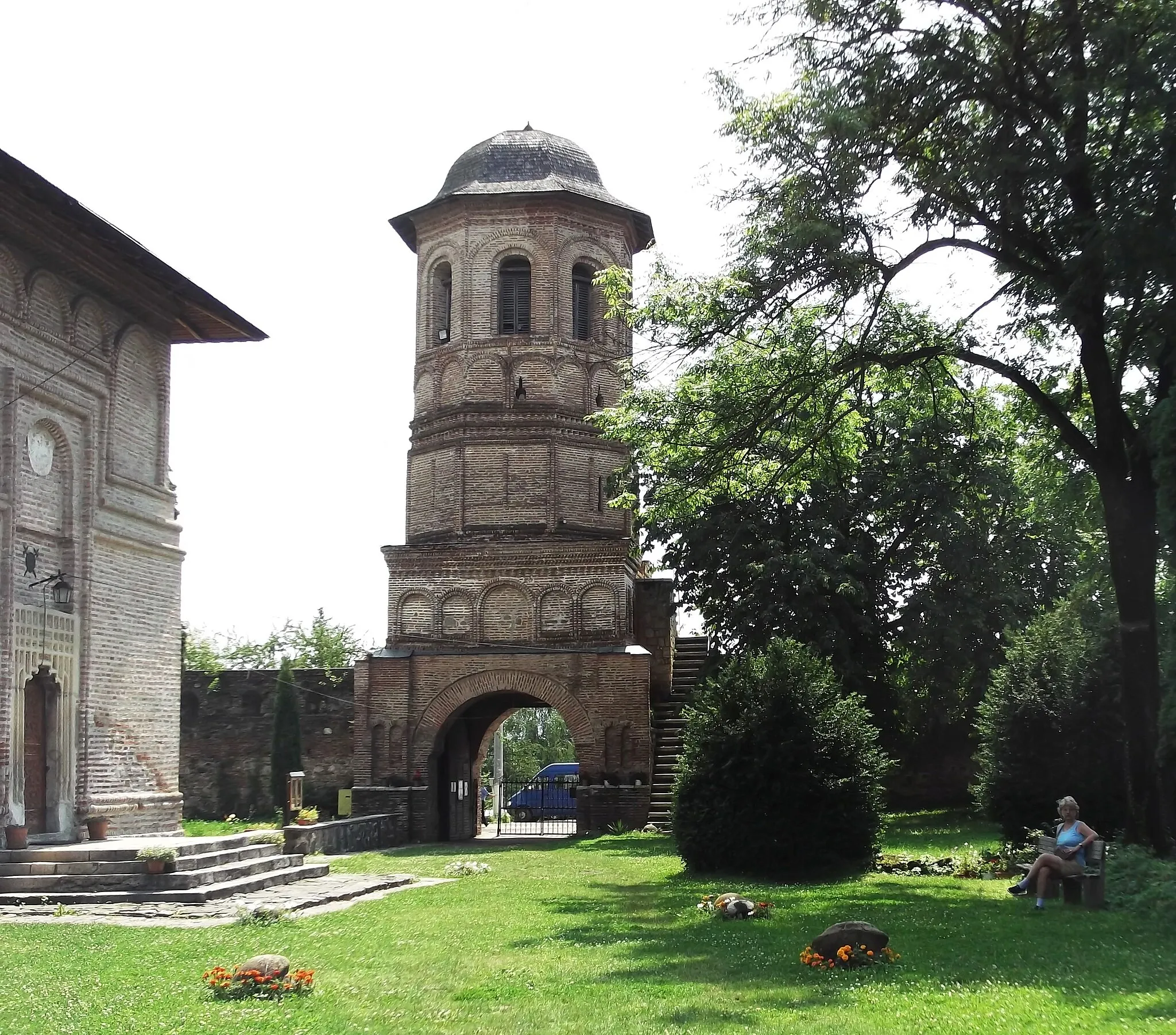 Photo showing: Mănăstirea Brebu, Turnul-clopotniță