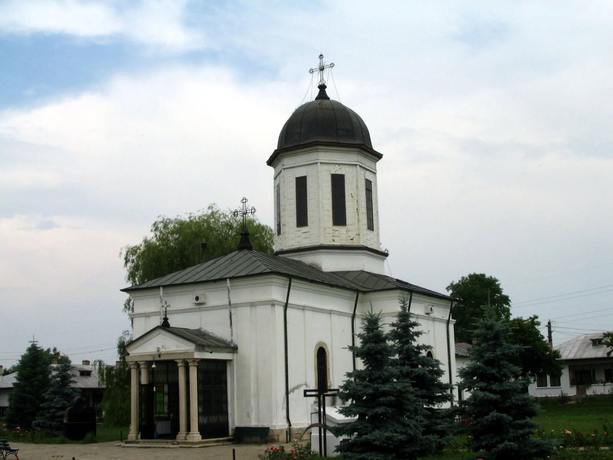 Photo showing: The new church of the Zamfira Monastery in Romania