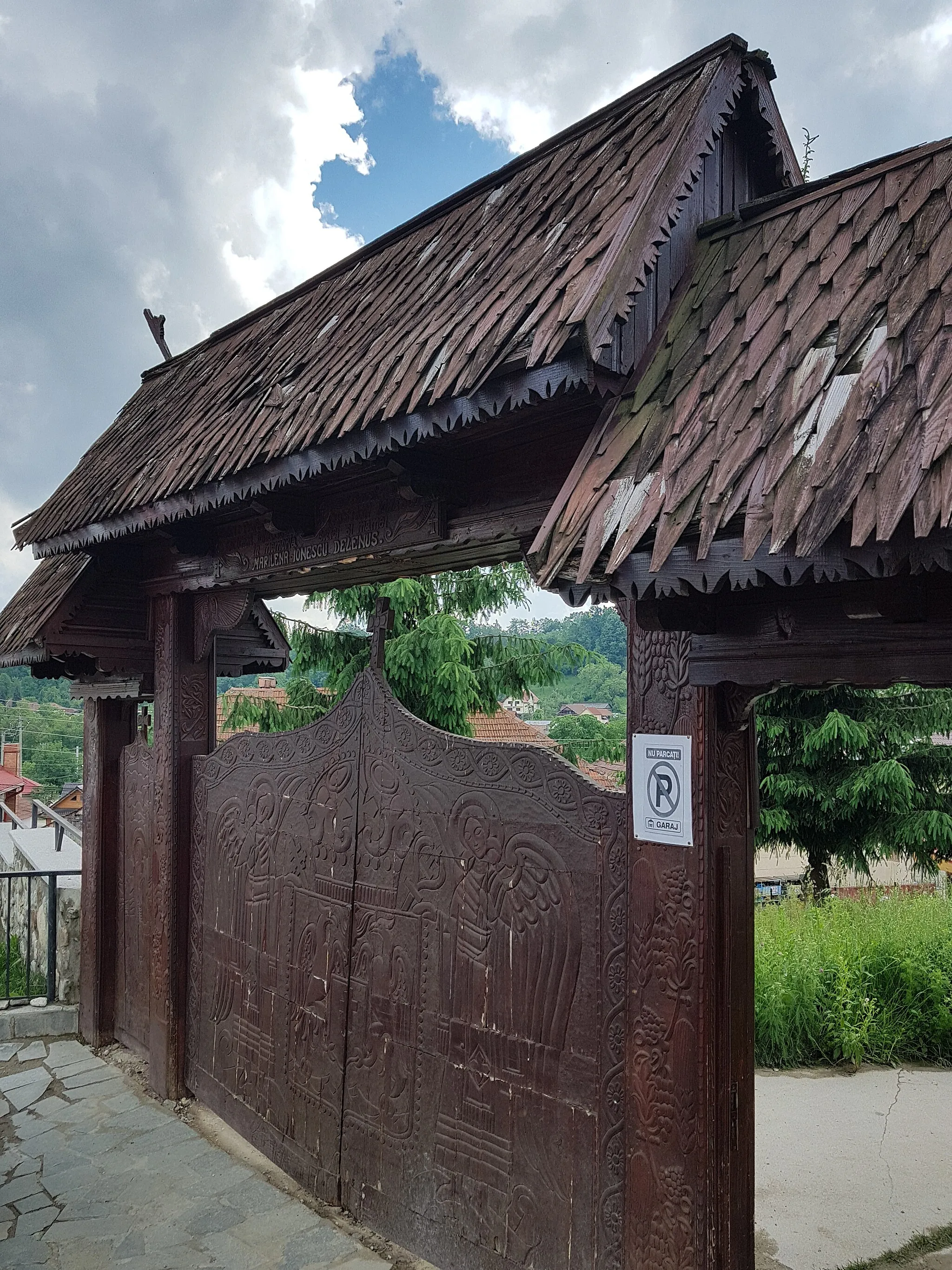 Photo showing: This is a photo of a historic monument in județul Vâlcea, classified with number VL-II-m-B-09956.