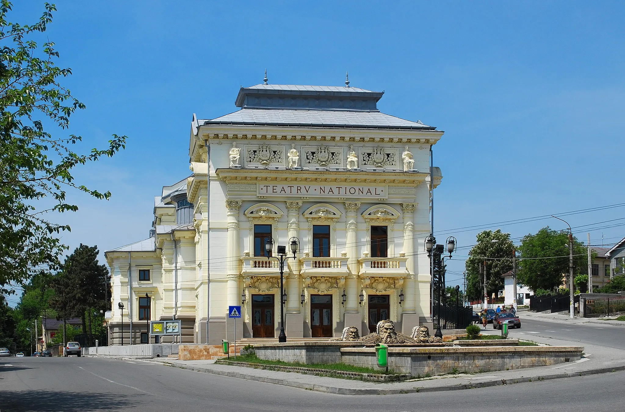 Photo showing: The National Theatre in Caracal, Romania.