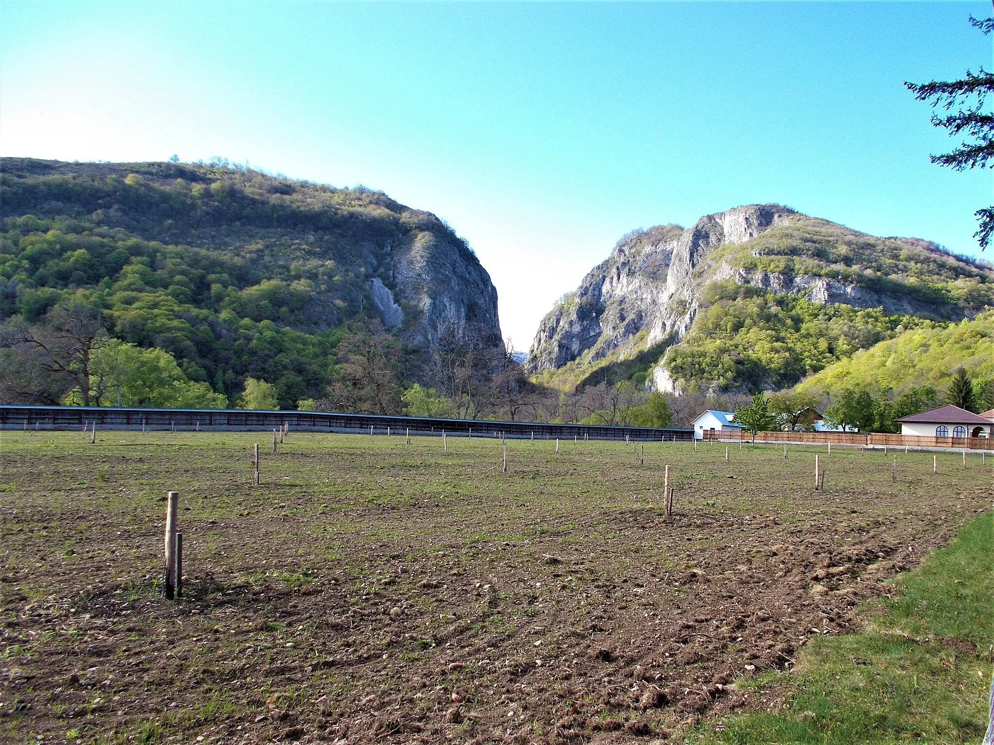 Photo showing: Cheile Oltețului (arie protejată)