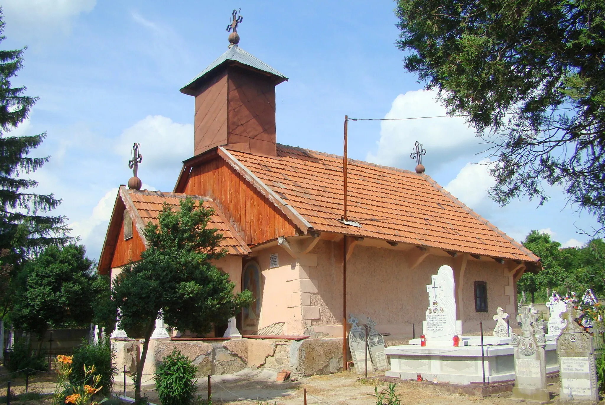 Photo showing: Wooden church in Lăzărești, Gorj county, Romania