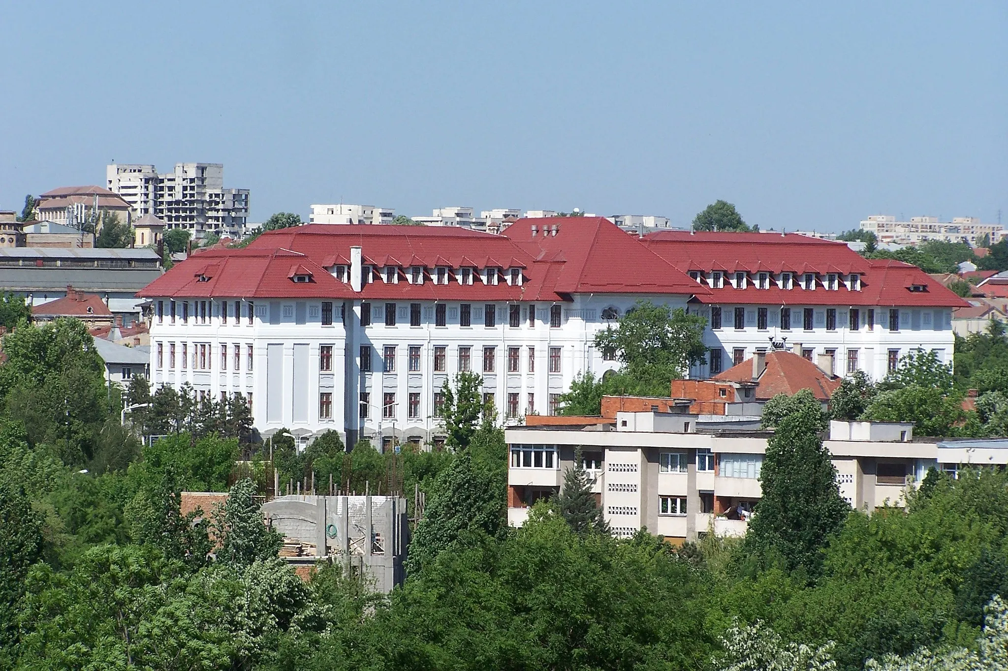 Photo showing: Craiova - Universitatea de Medicină şi Farmacie - clădirea veche