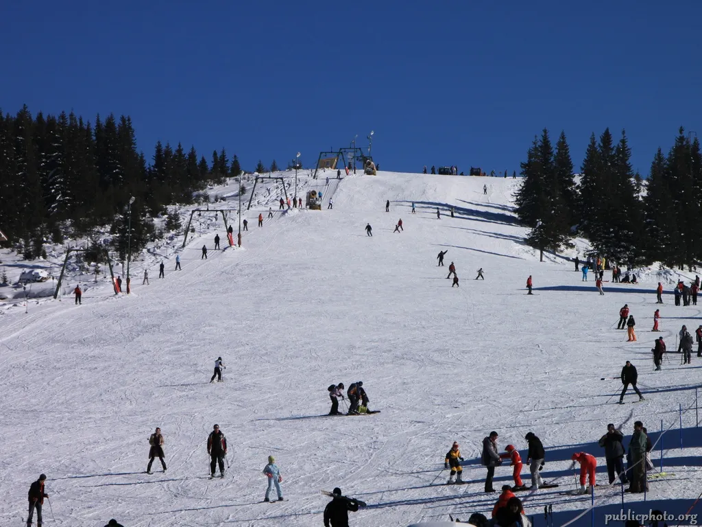 Photo showing: Winter Ski Resort Ranca