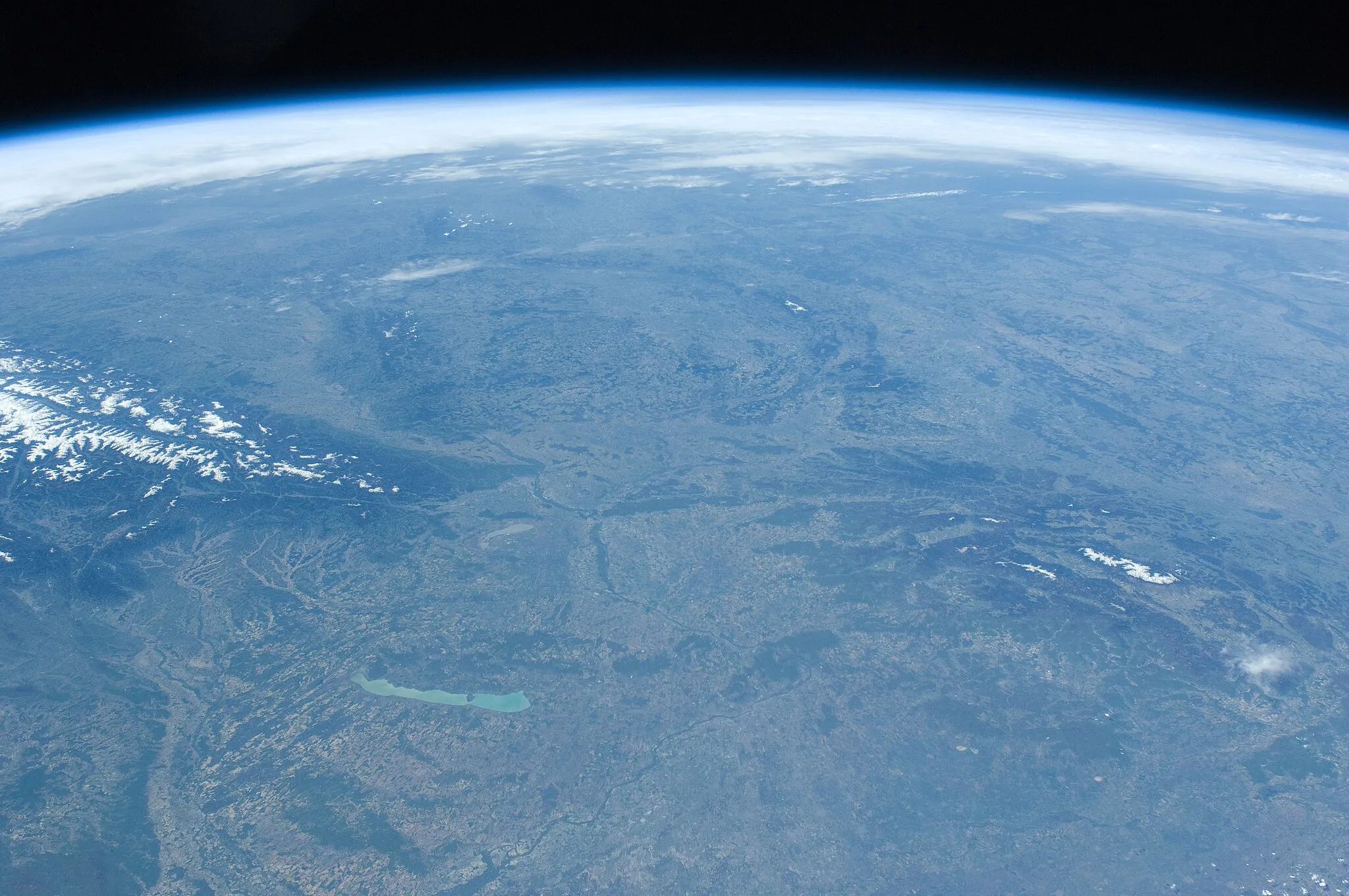 Photo showing: View of Earth taken during ISS Expedition 31.