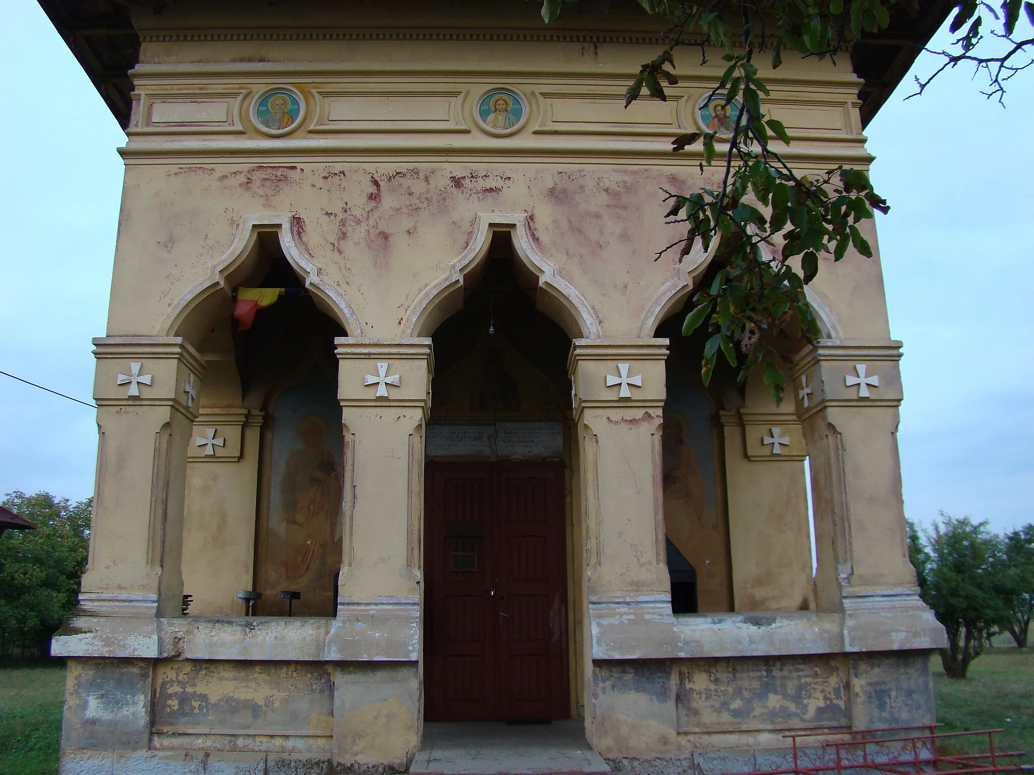 Photo showing: Biserica ortodoxă din Izvoarele-Mehedinți