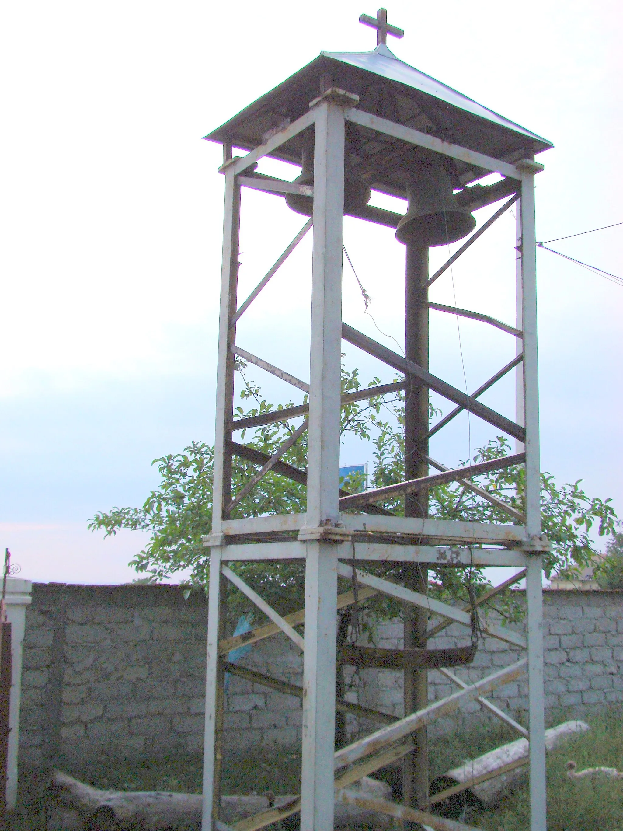 Photo showing: Biserica ortodoxă din Izvoarele-Mehedinți