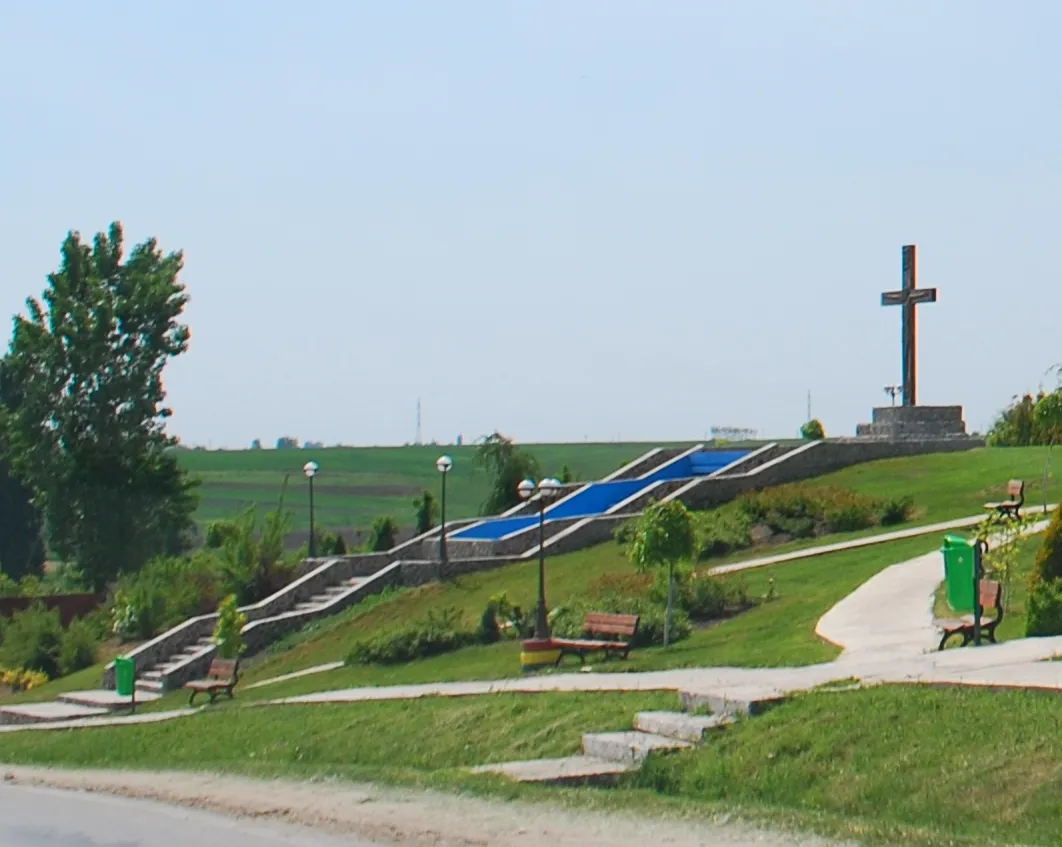 Photo showing: Monument in Dobrosloveni, Olt County, Romania