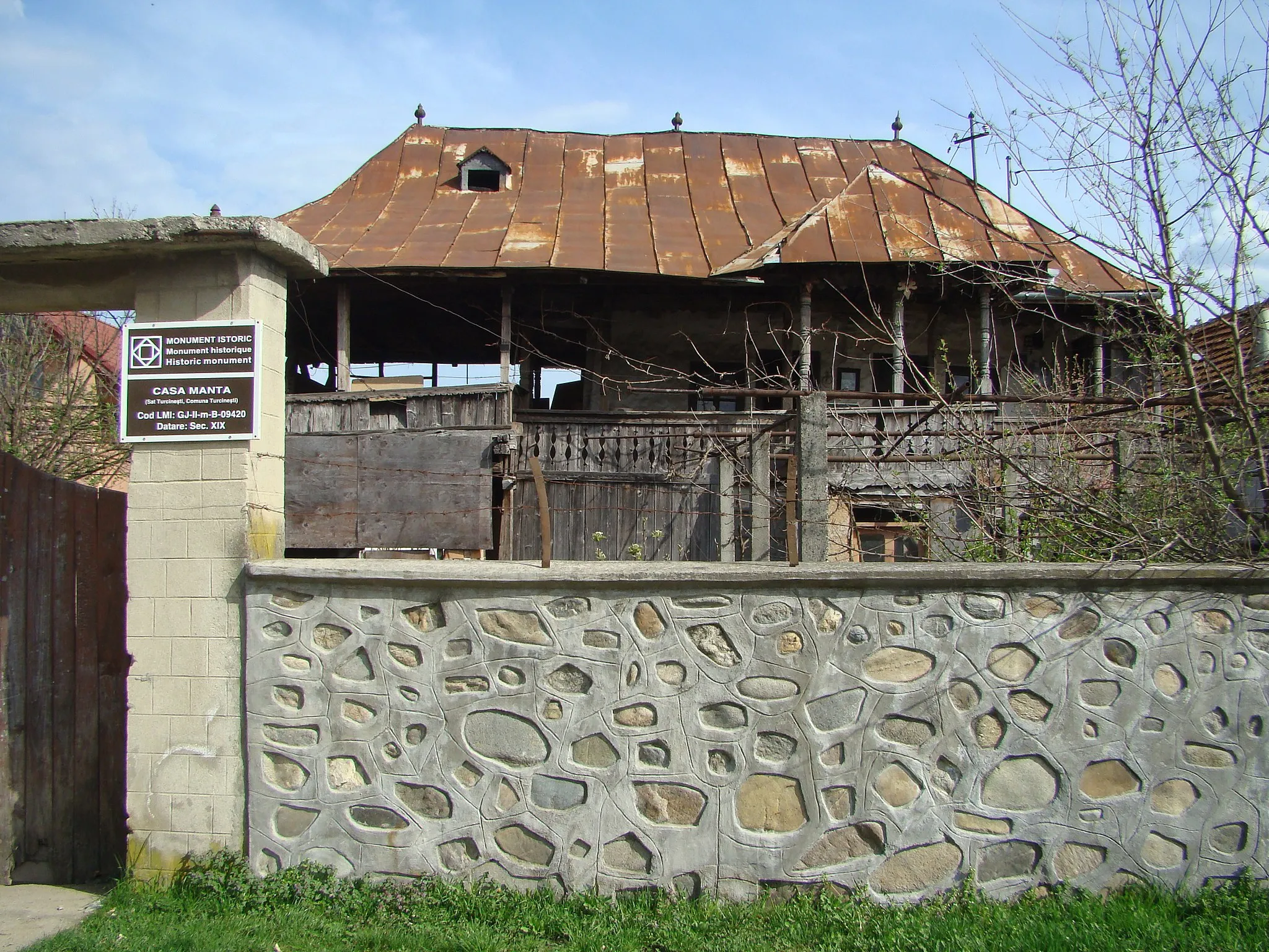 Photo showing: Casa Manta, sat Turcinești; comuna Turcinești, judeţul Gorj