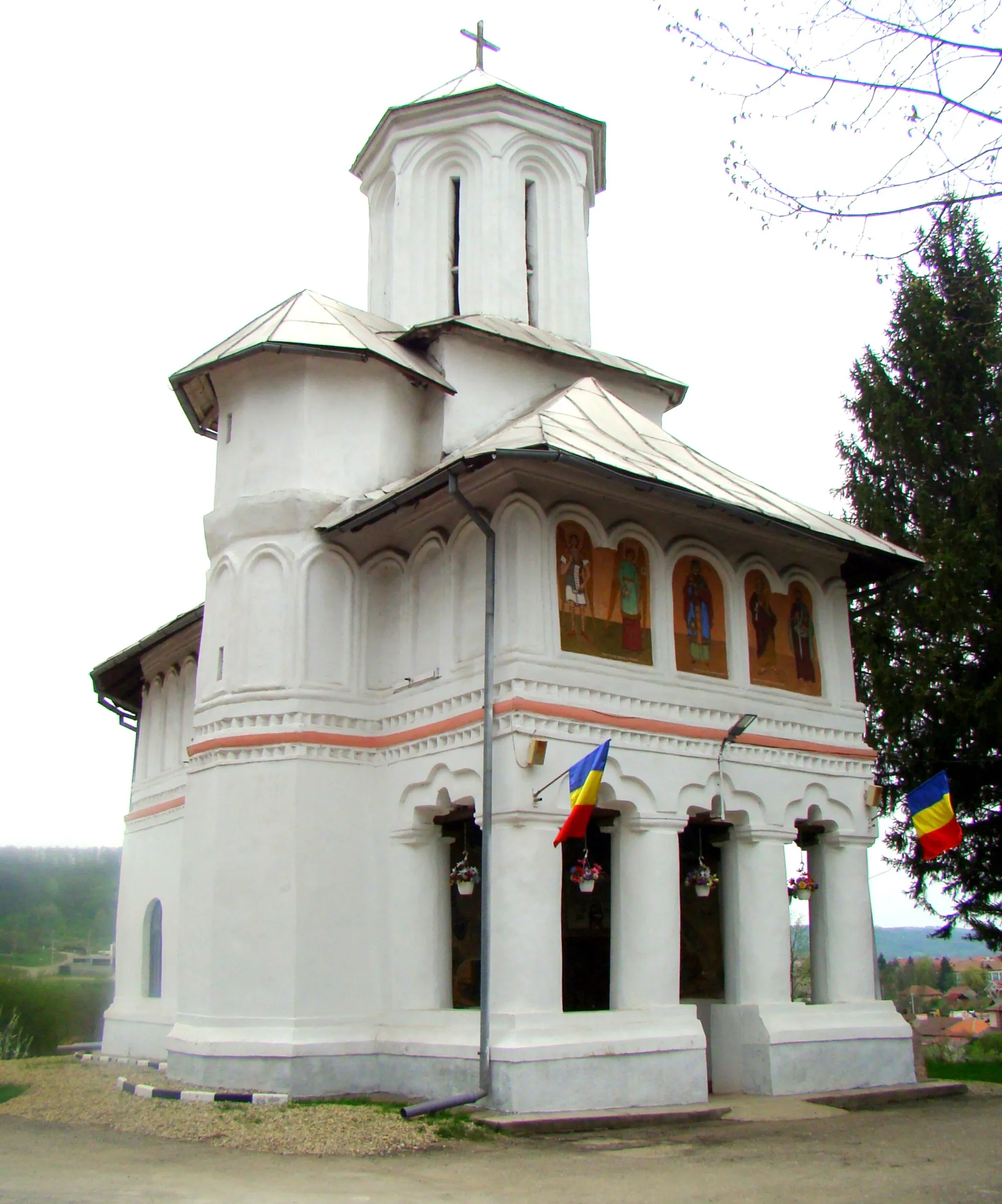 Photo showing: Biserica „Sfântul Nicolae” din satul Lupoaia; comuna Cătunele