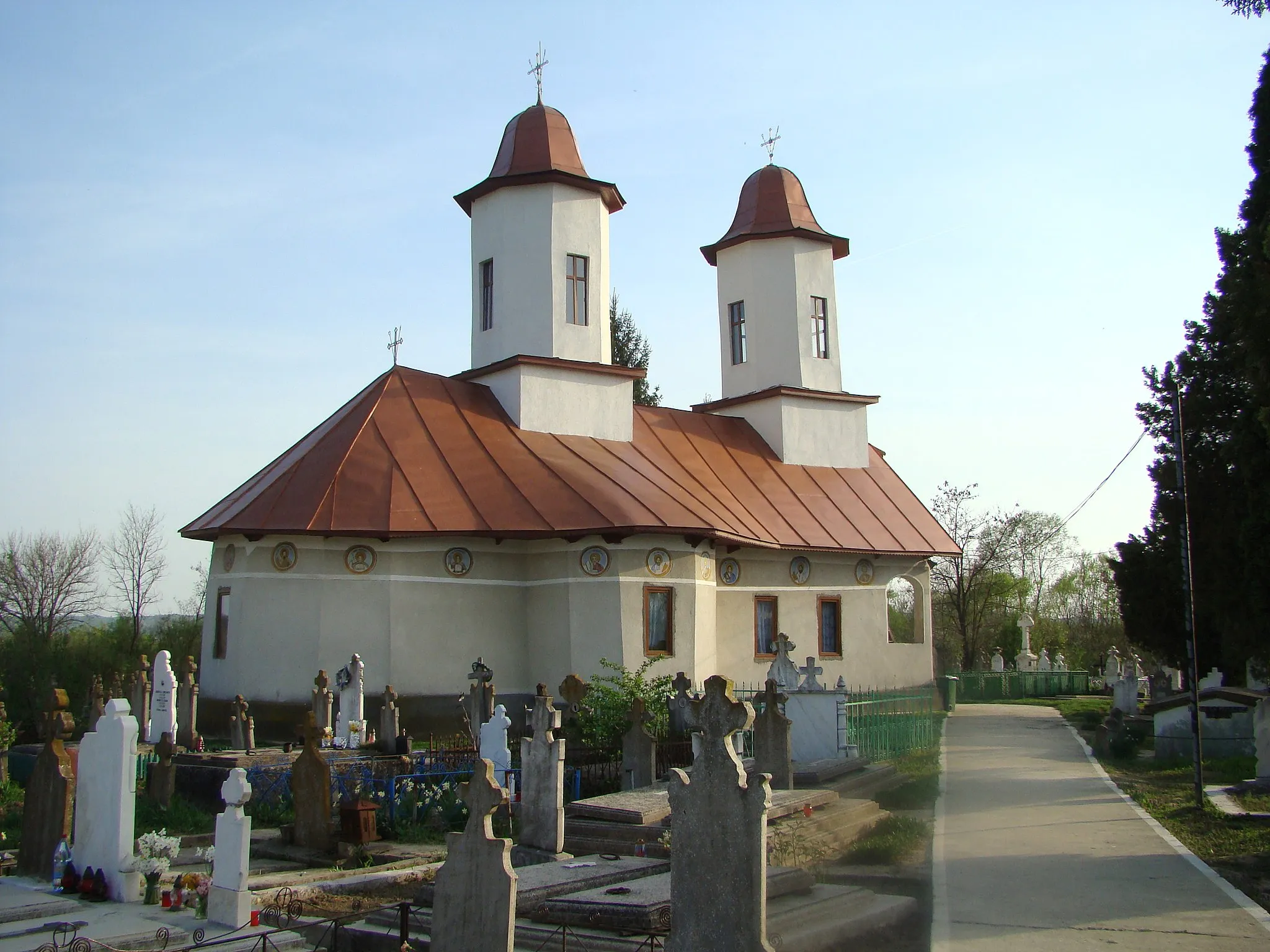 Photo showing: Orthodox church in Câlnic, Gorj county, Romana