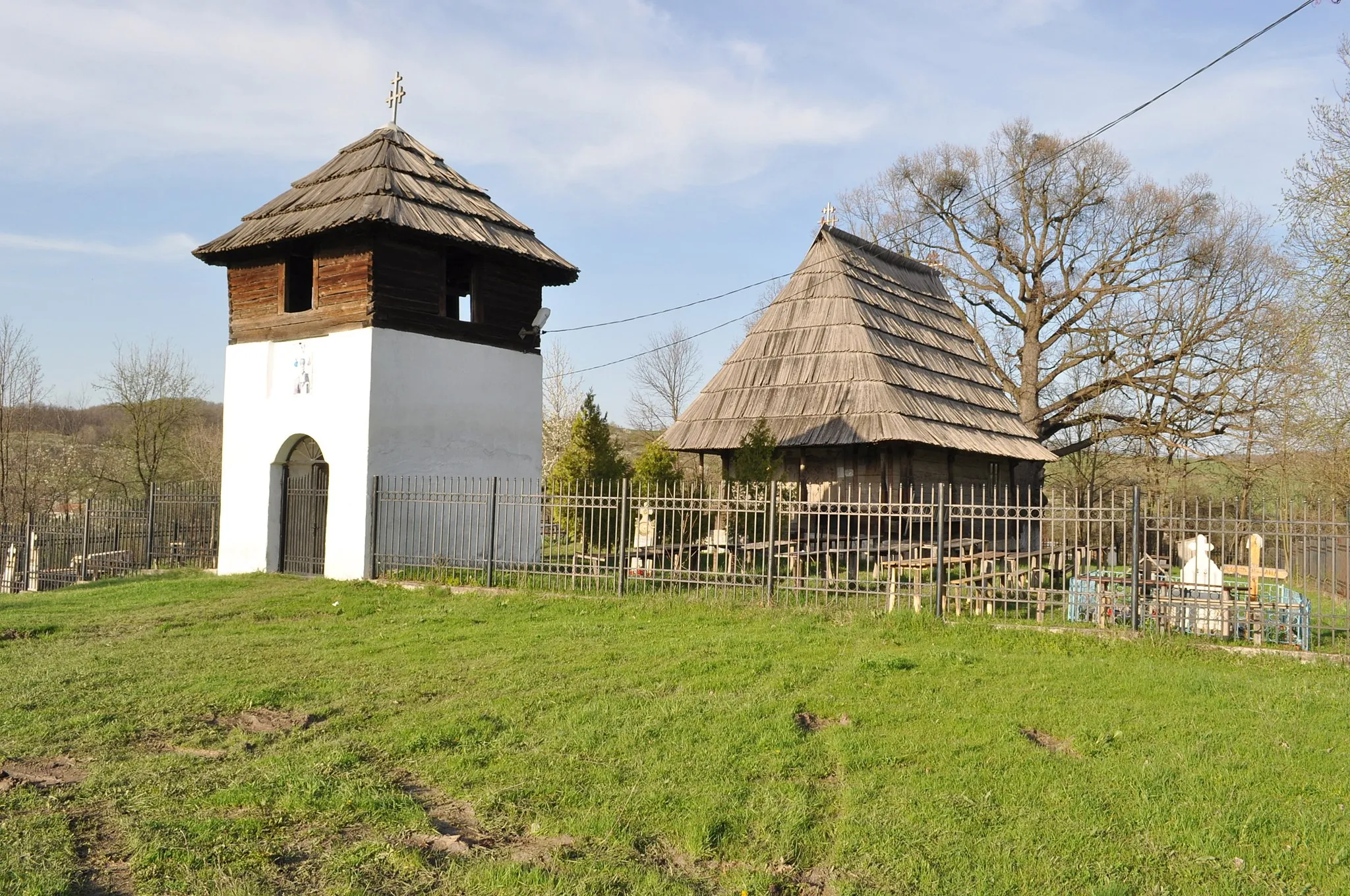 Photo showing: Wooden church in Negomir, Gorj county, Romania