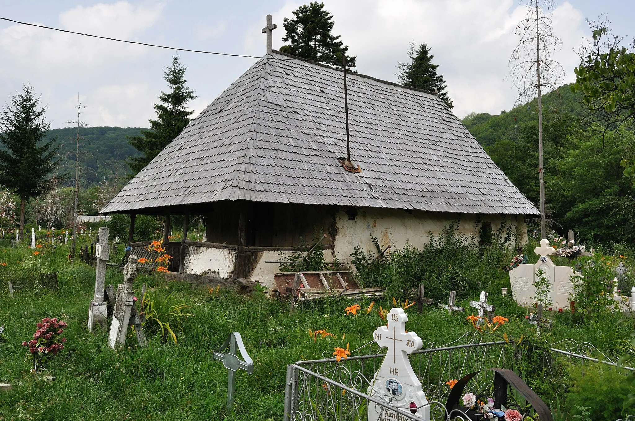 Photo showing: Biserica de lemn „Înălțarea Domnului” din Cloșani, județul Gorj