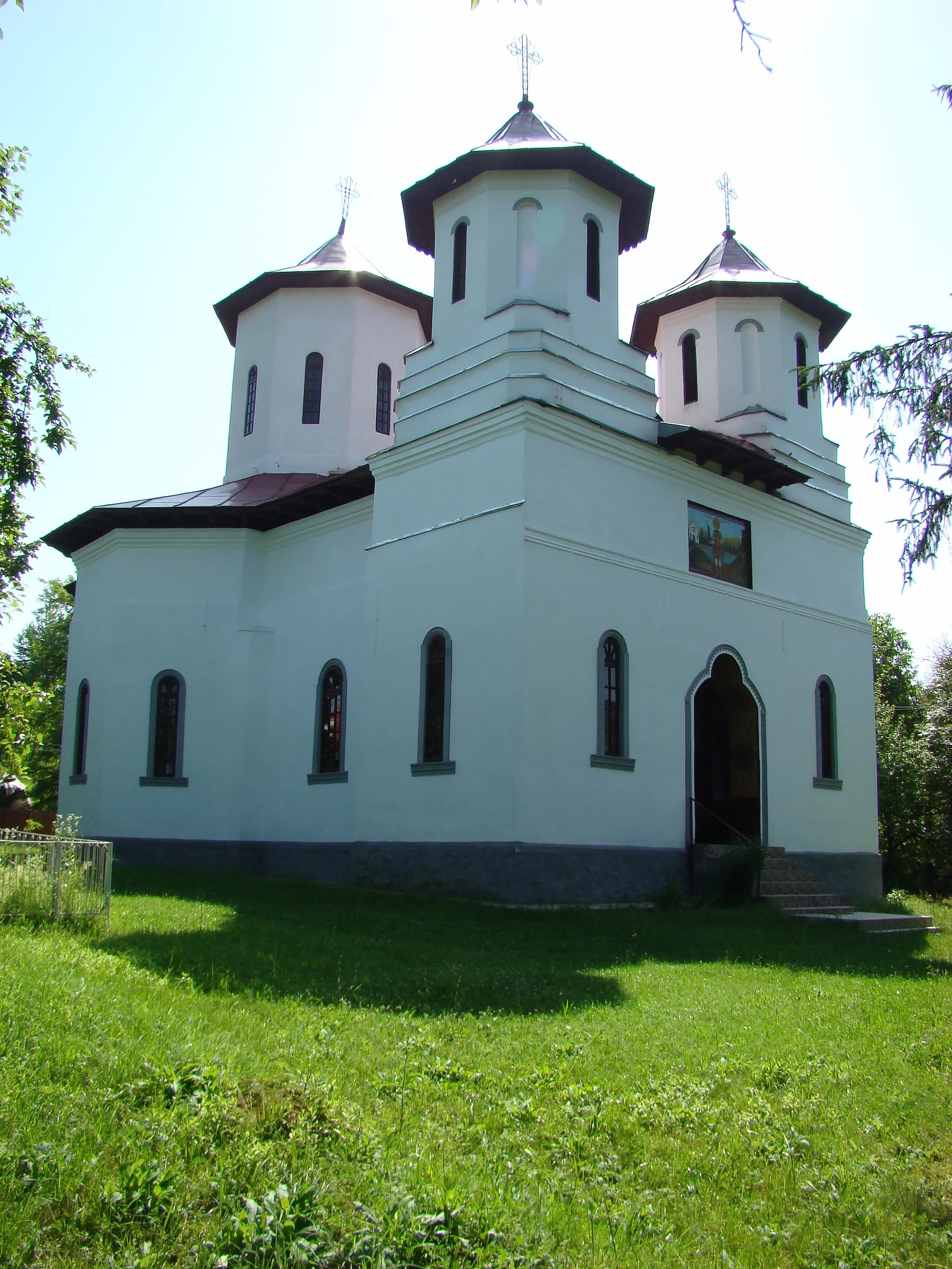 Photo showing: Biserica nouă de zid din Negoiești, județul Mehedinți