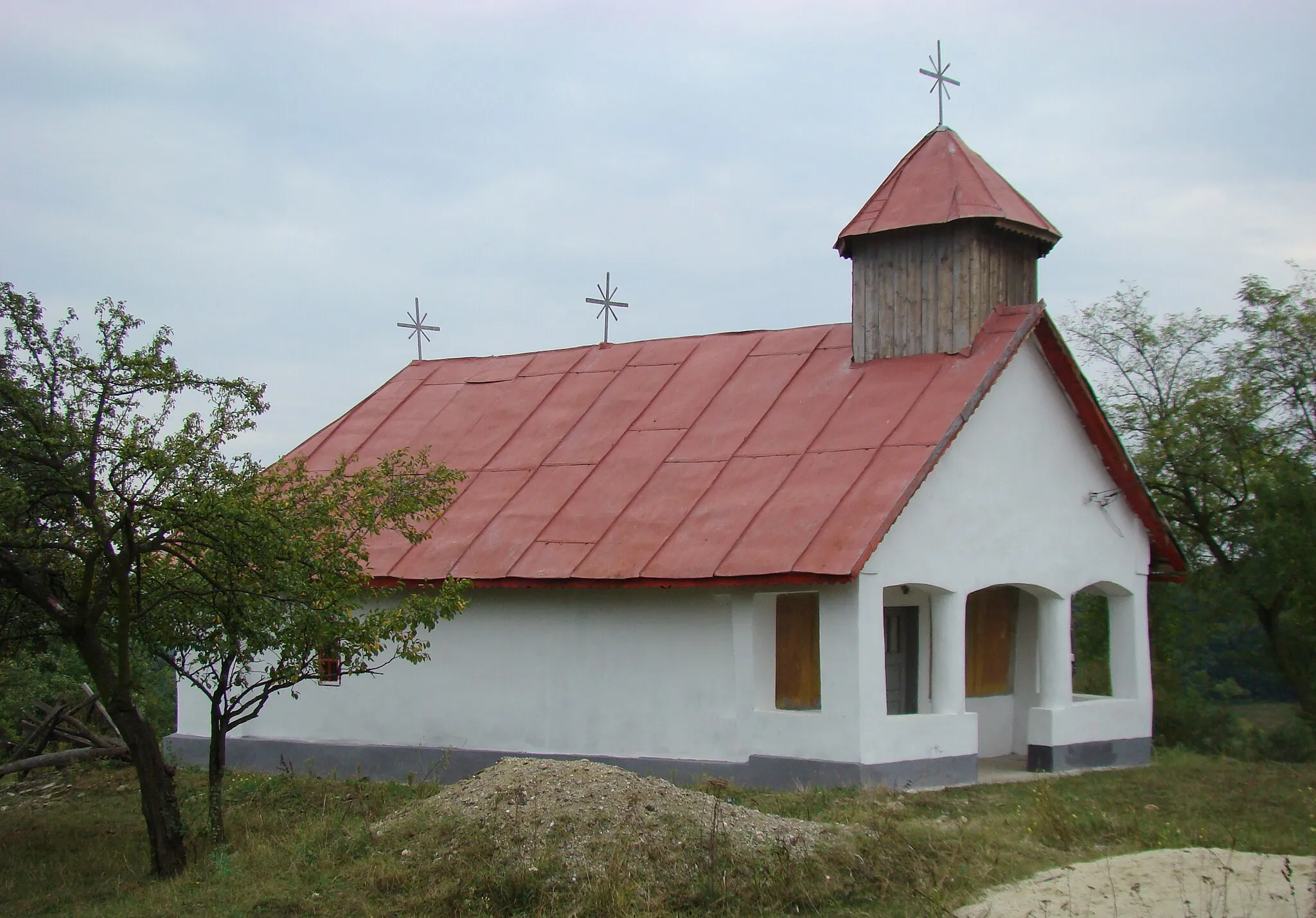 Photo showing: Biserica de lemn „Naşterea Maicii Domnului” din Căzăneşti, comuna Căzăneşti, județul Mehedinți