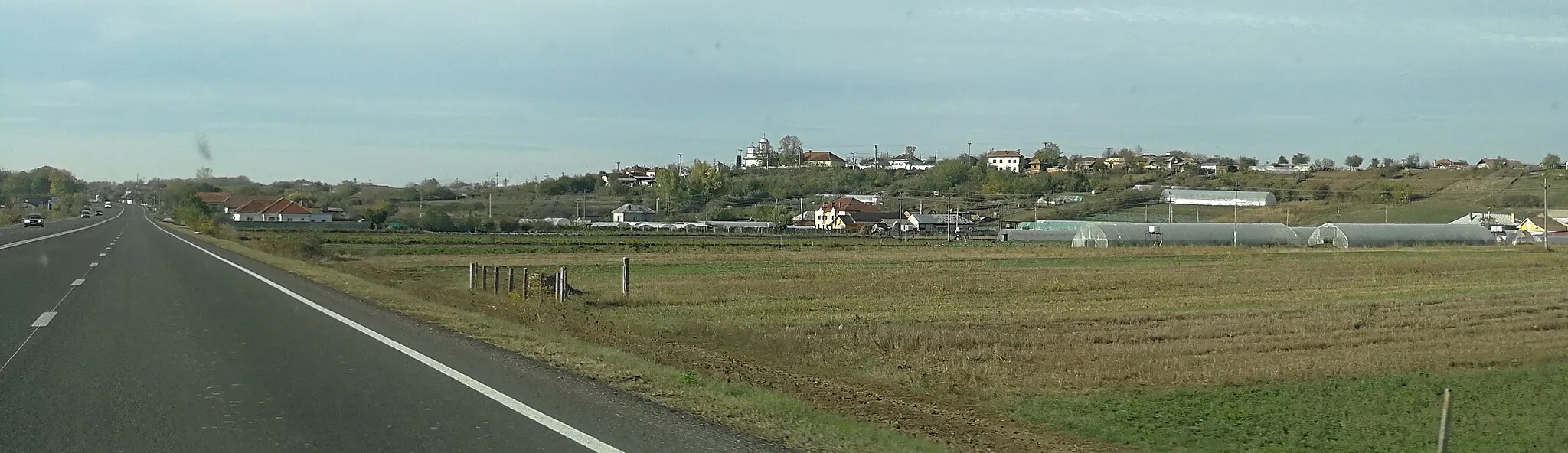 Photo showing: Răcarii de Sus village, Filiași township, Dolj County, Romania