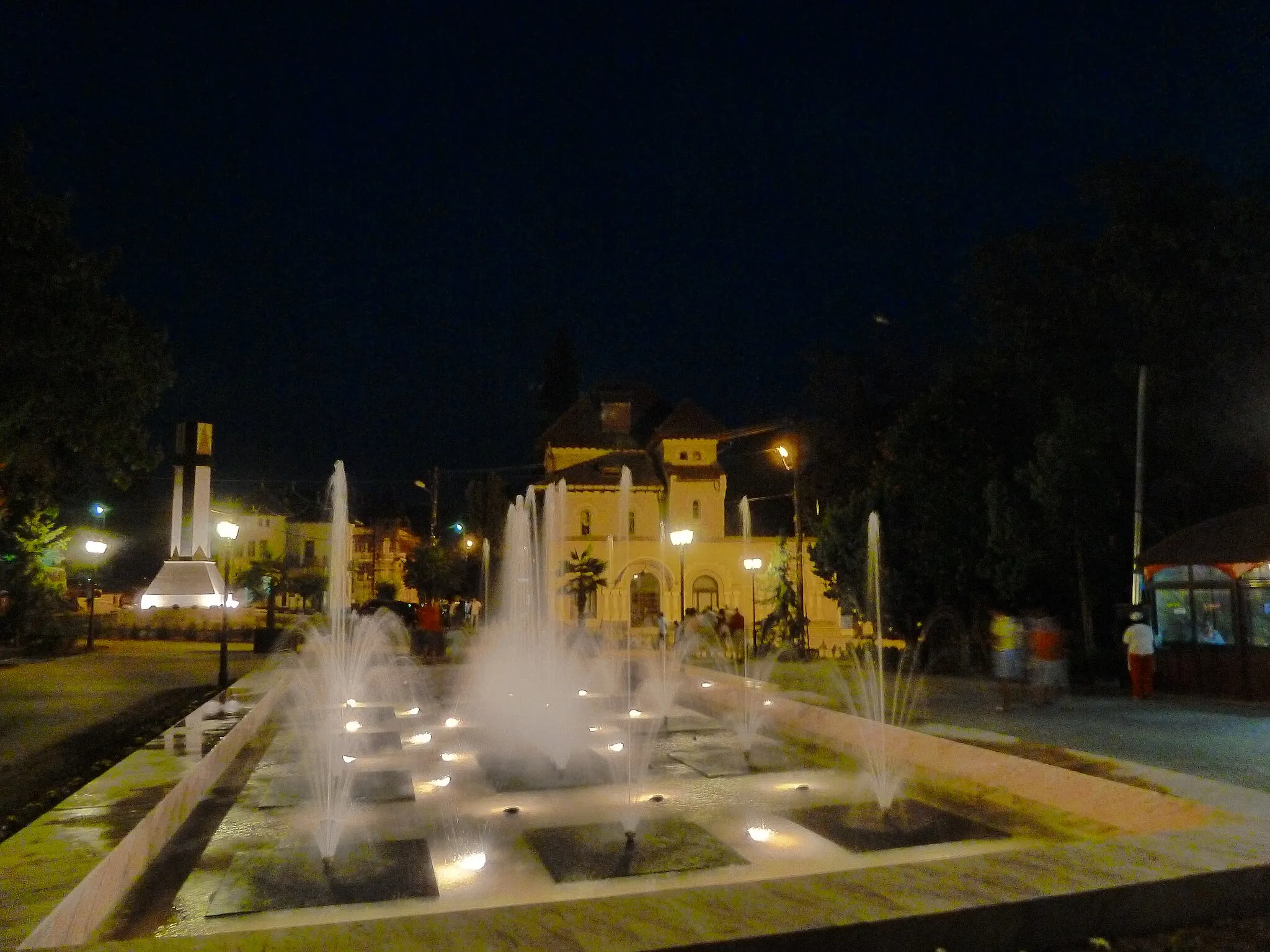 Photo showing: Intrarea în Parcul Băilor din Băile Govora