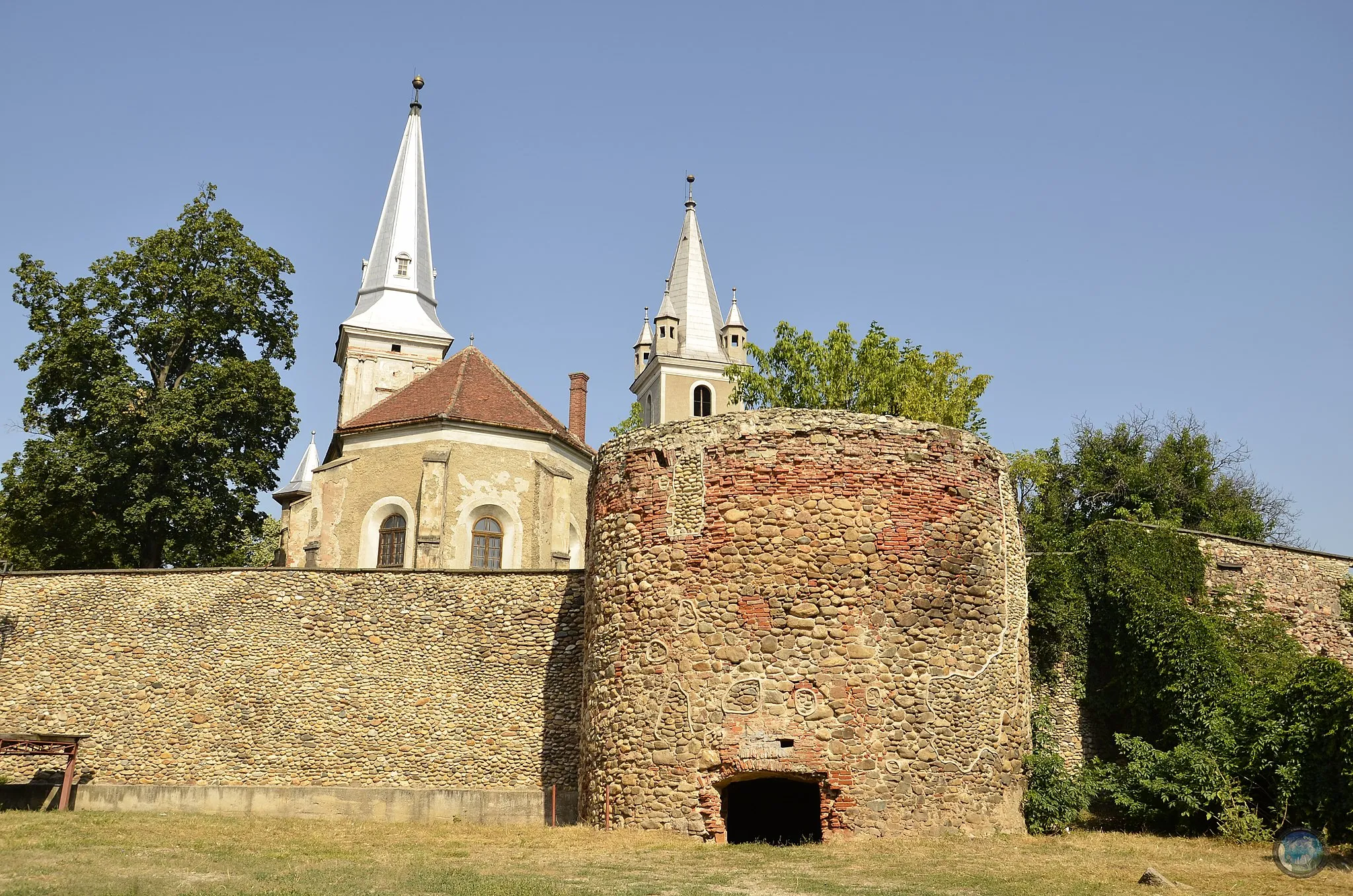 Photo showing: This is a photo of a historic monument in județul Hunedoara, classified with number HD-II-m-A-03377.