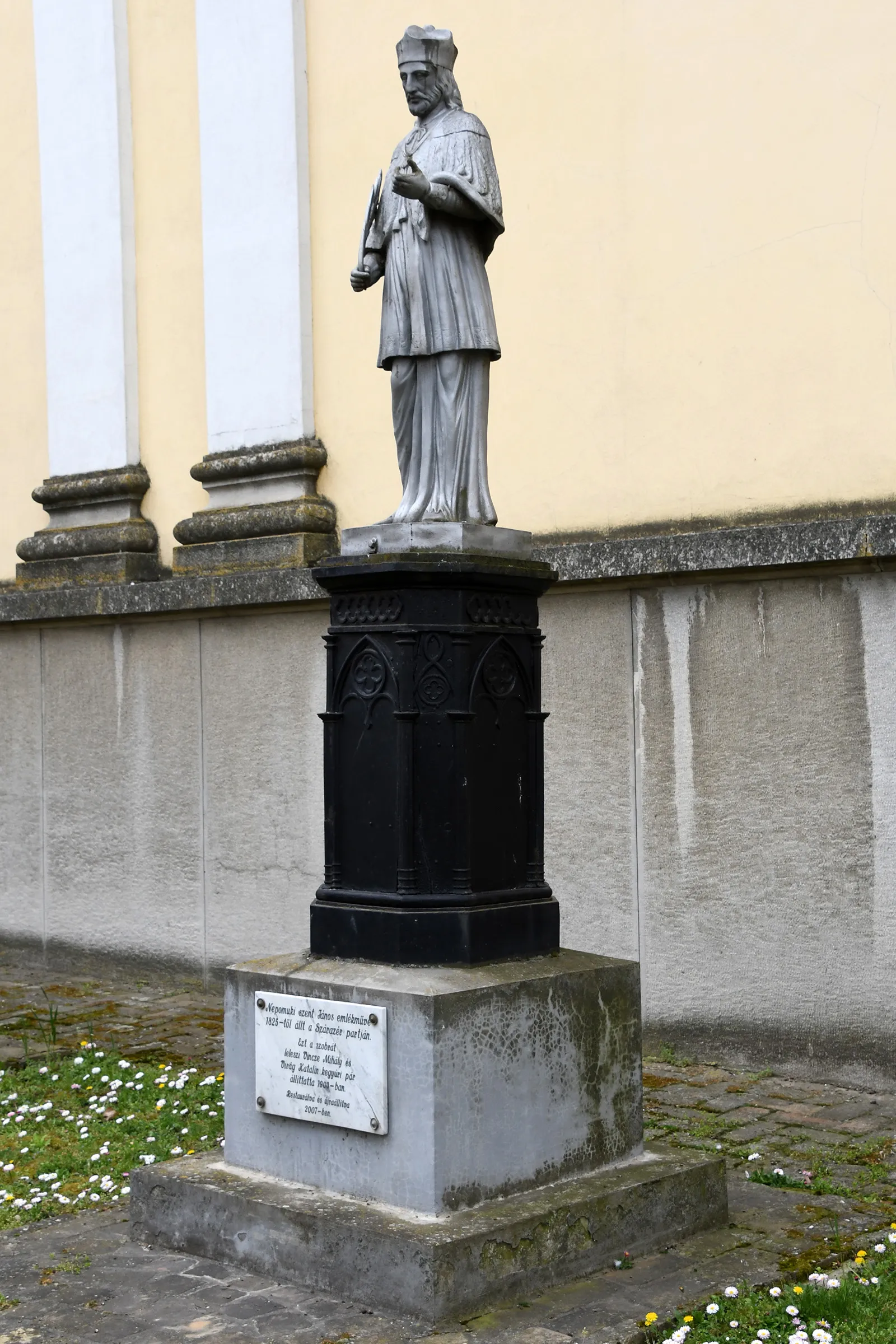 Photo showing: Statue of Saint John of Nepomuk in Battonya, Hungary
