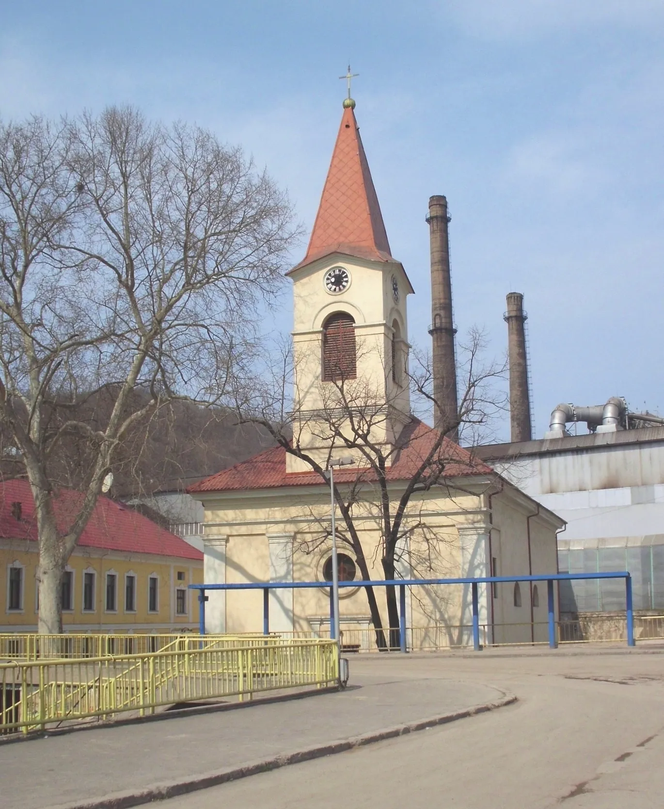 Photo showing: Frontal View of Mary of Snow Catholic Church