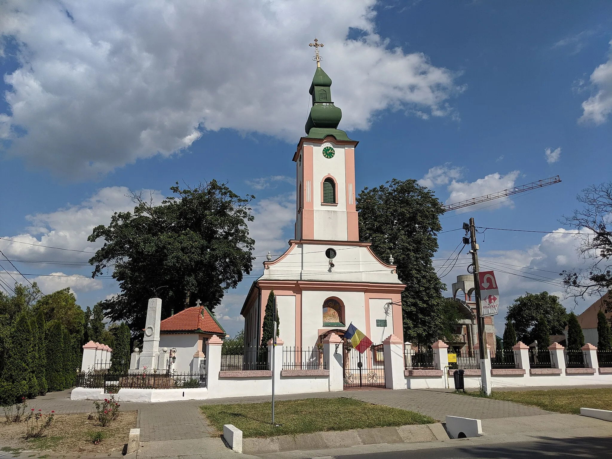 Photo showing: WW1 memorial in front of orthodox church Sf. Dimitrie in Giroc, Timis, Romania