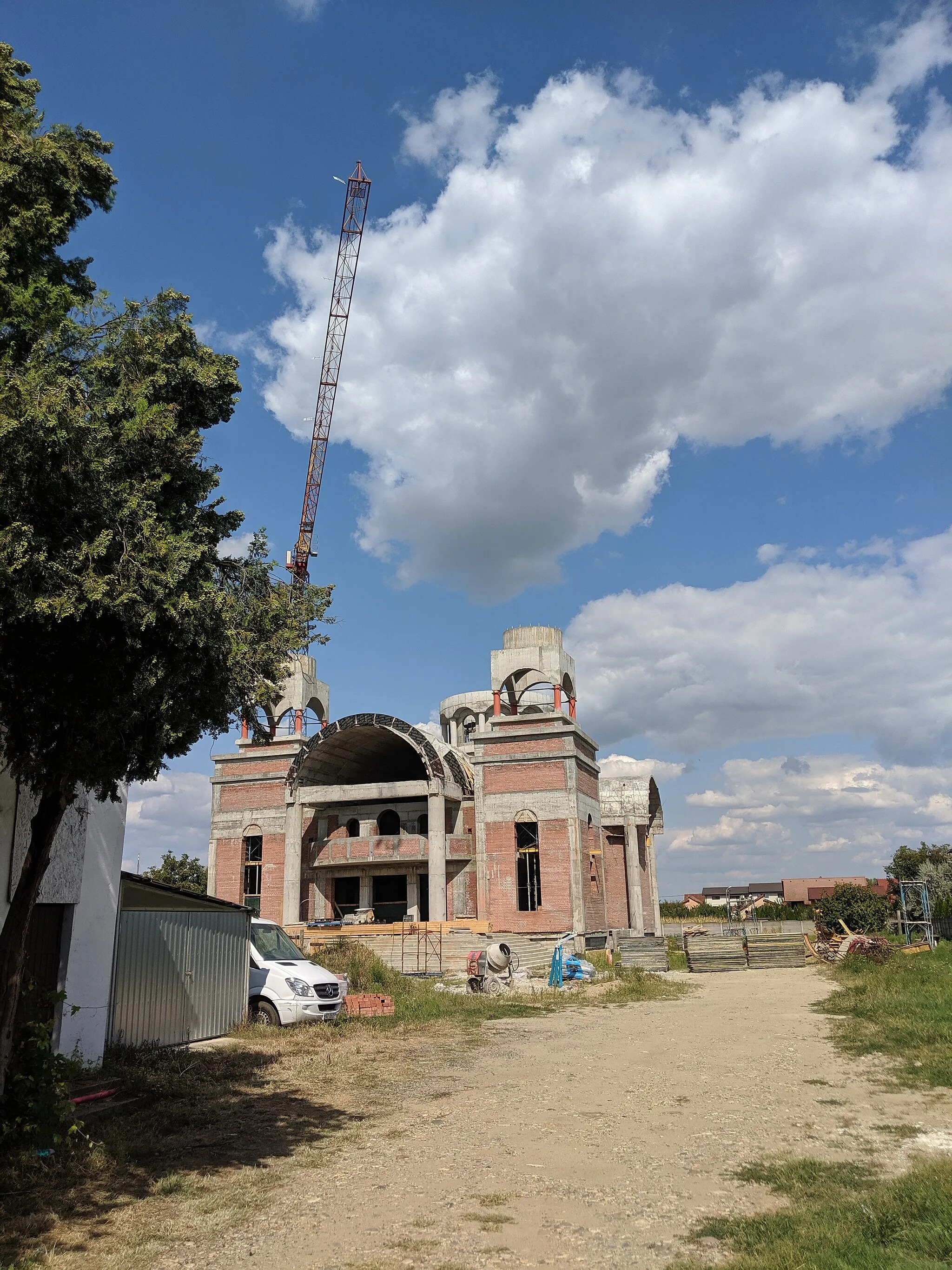 Photo showing: Church under construction in Giroc, Timis, Romania
