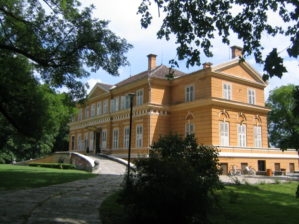 Photo showing: Săvârșin Castle, Arad County, Transylvania, Romania