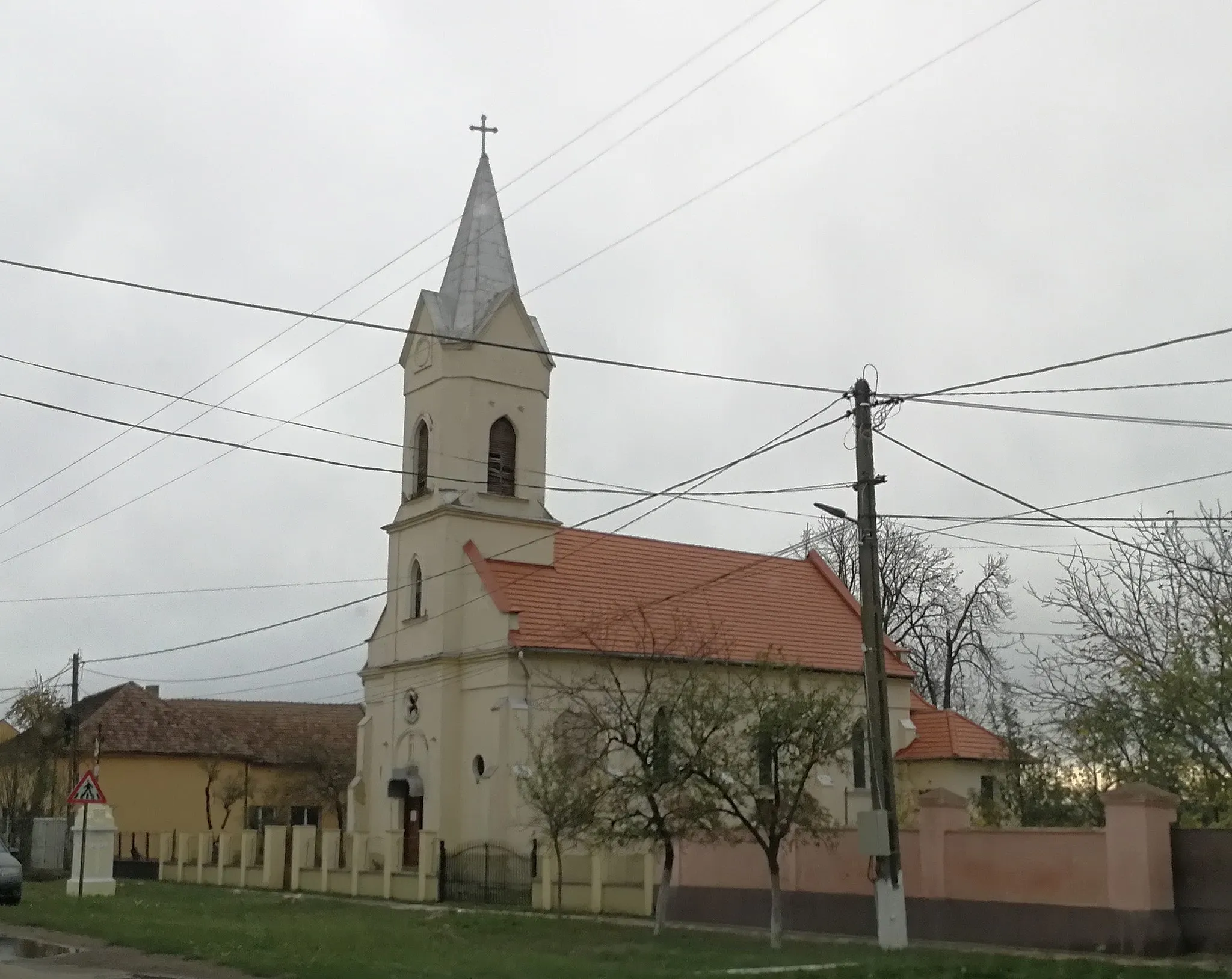 Photo showing: Church in Giulvăz, Timiș County, Romania