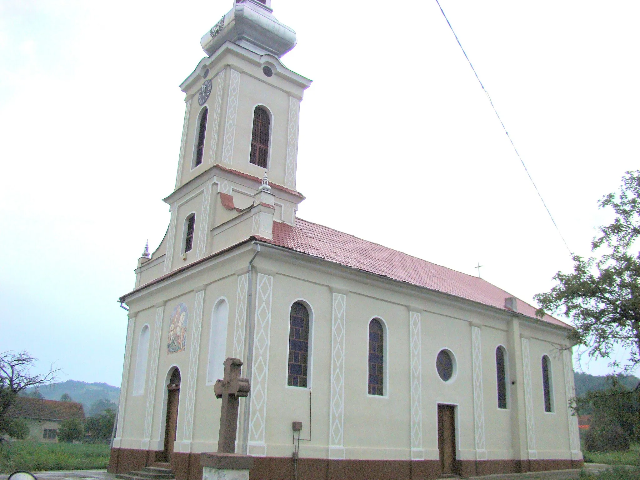 Photo showing: Biserica „Sf. Mucenic Gheorghe” din Petriș, Arad