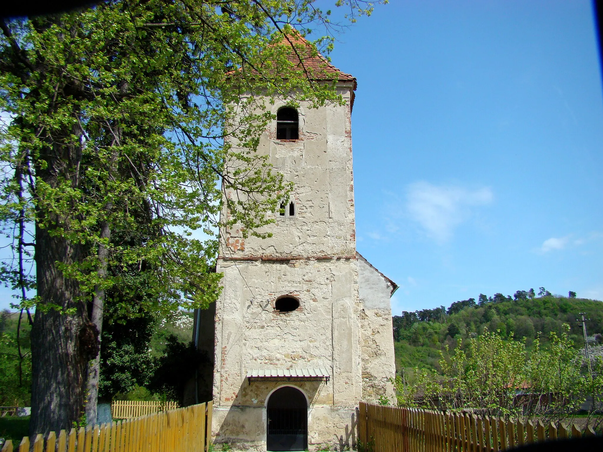 Photo showing: Lutheran church in Pianu de Jos, Alba County, Romania