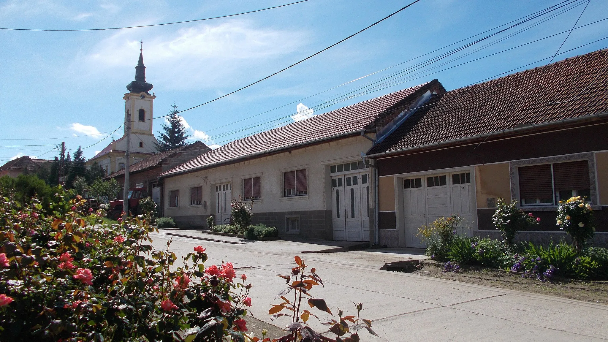 Photo showing: Borlovenii Vechi, Caraș-Severin County, Romania