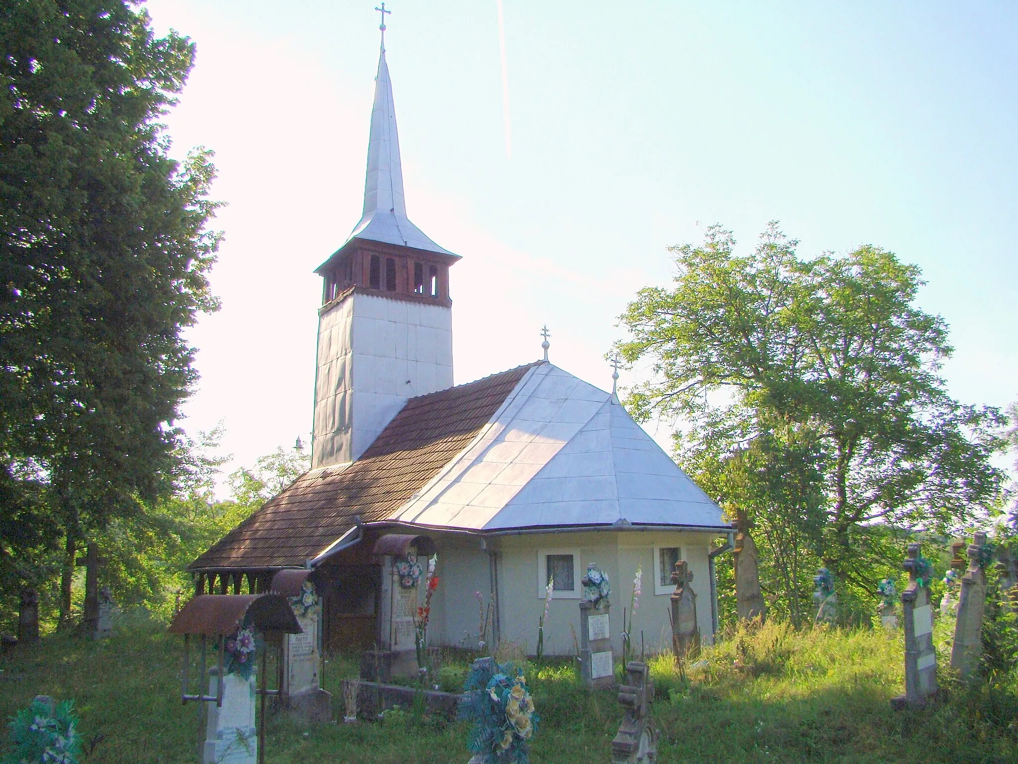 Photo showing: Biserica de lemn „Sf.Nicolae” din Căraci-Hunedoara