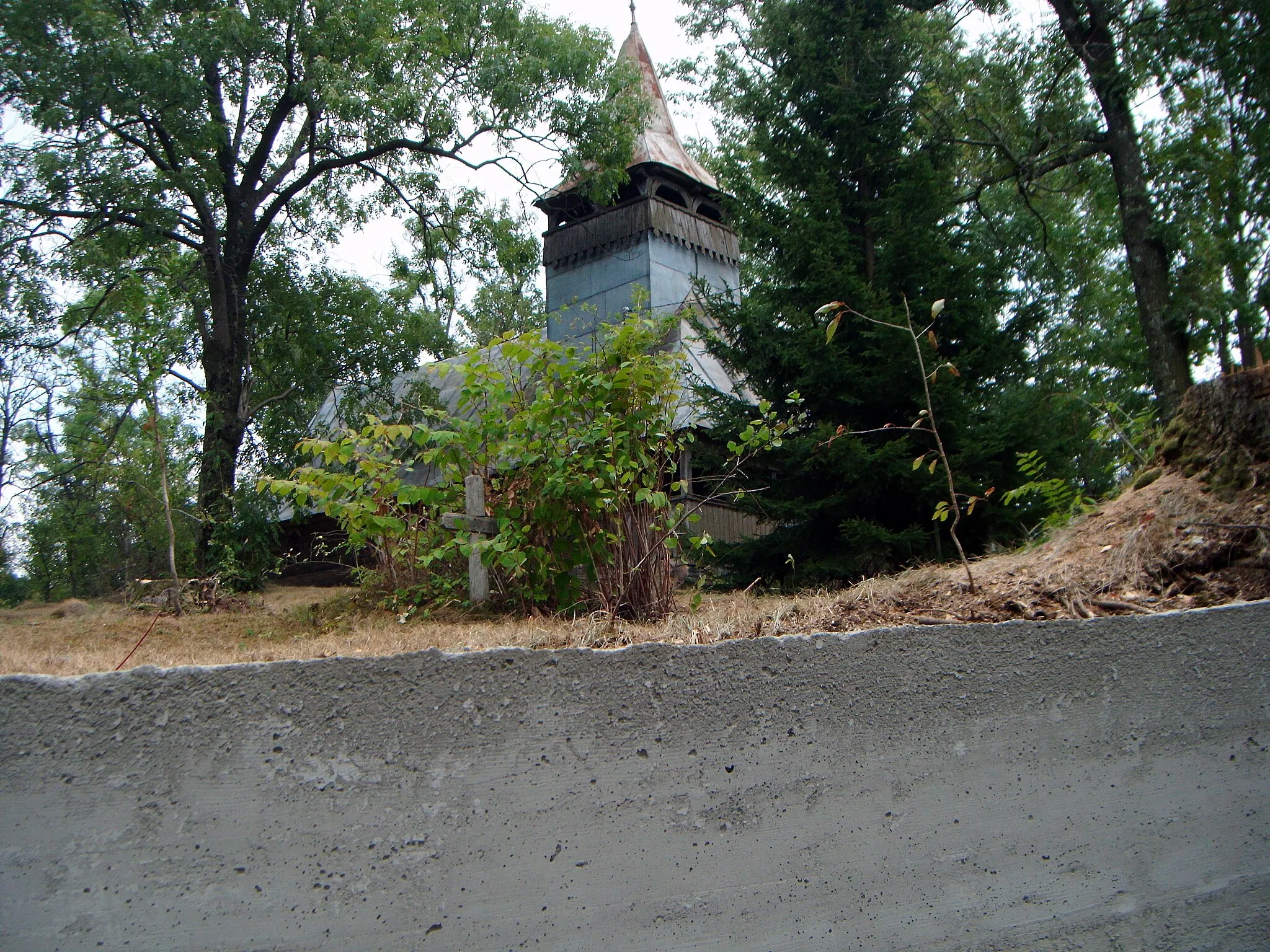 Photo showing: Biserica din Poienița Tomii