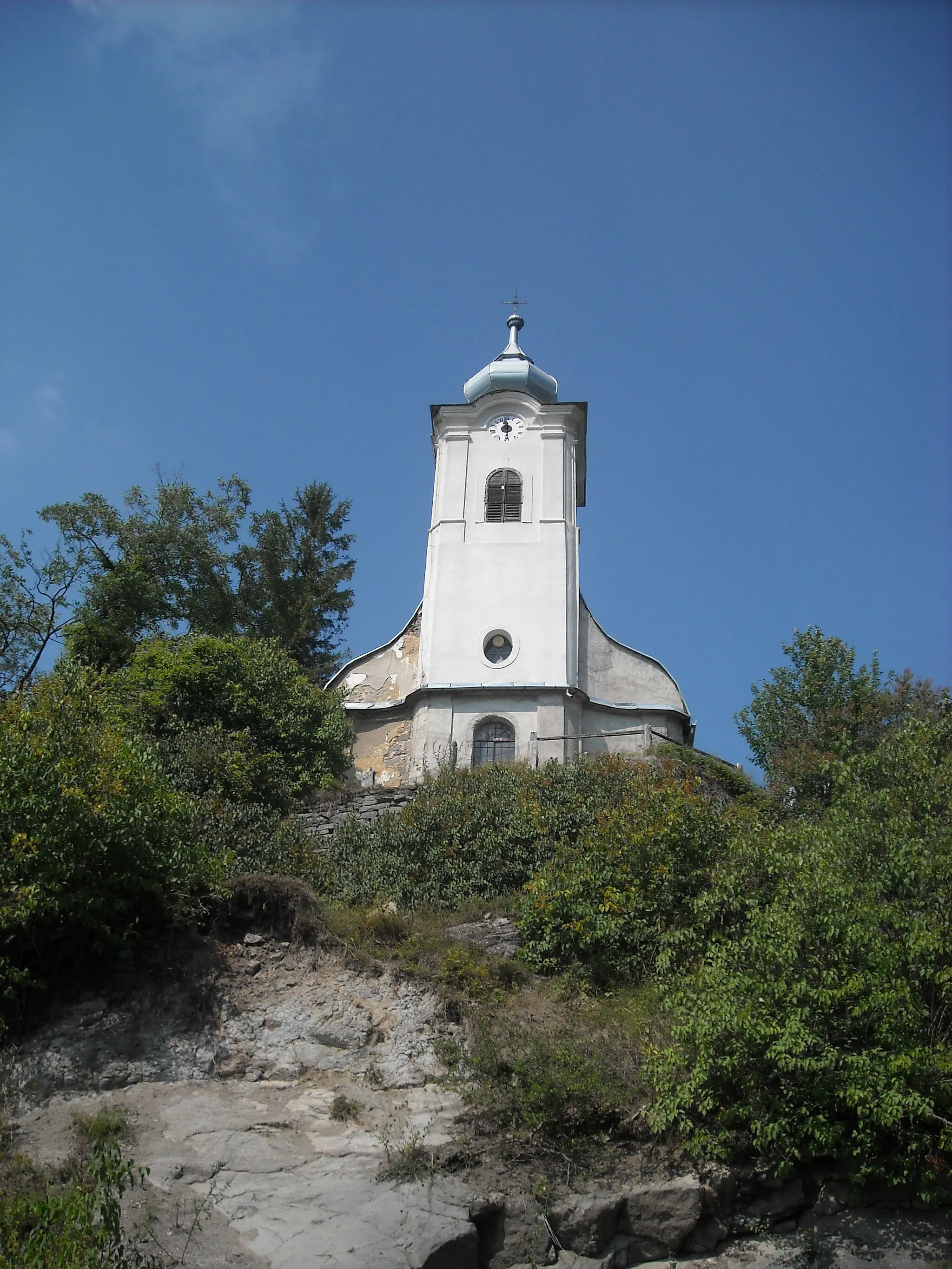 Photo showing: Roman Catholic church in Săcărâmb (Nagyág, Sekerembe), Hunedoara County, Romania