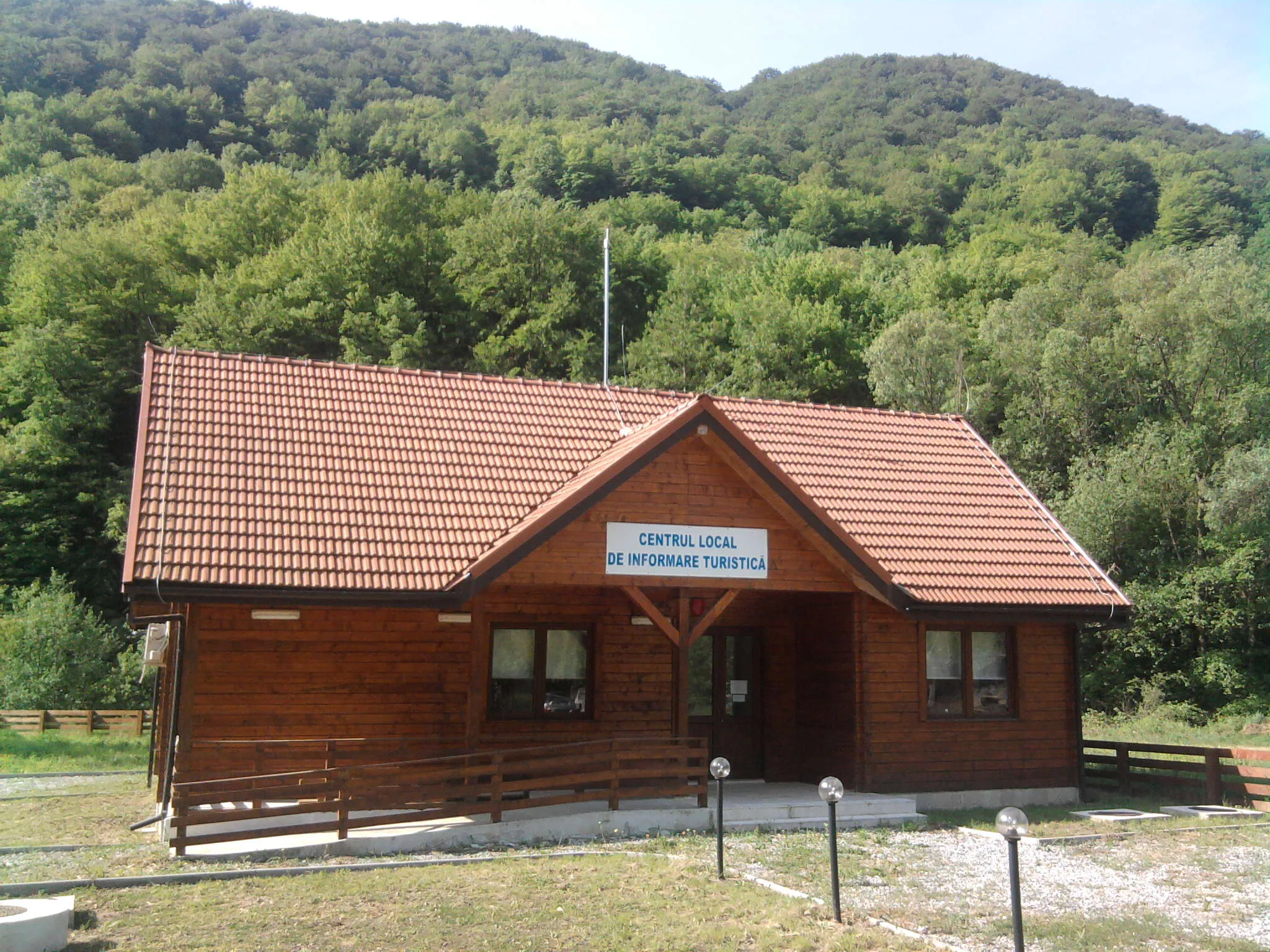 Photo showing: Tourist information office in Toplița