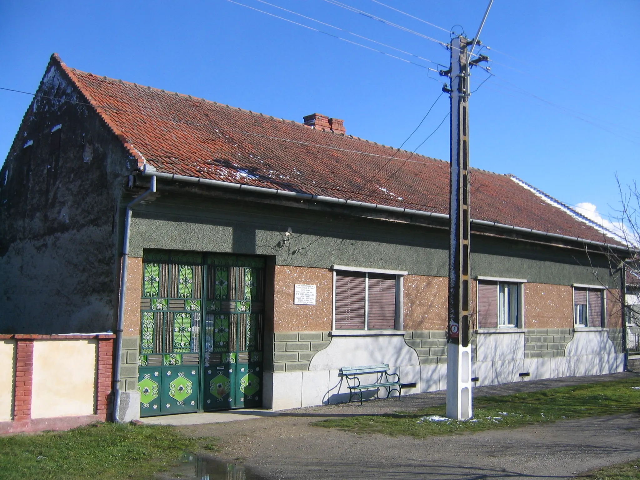 Photo showing: Casa Laurei Vlad din Chizătău (sora poetului Victor Vlad Delamarina)