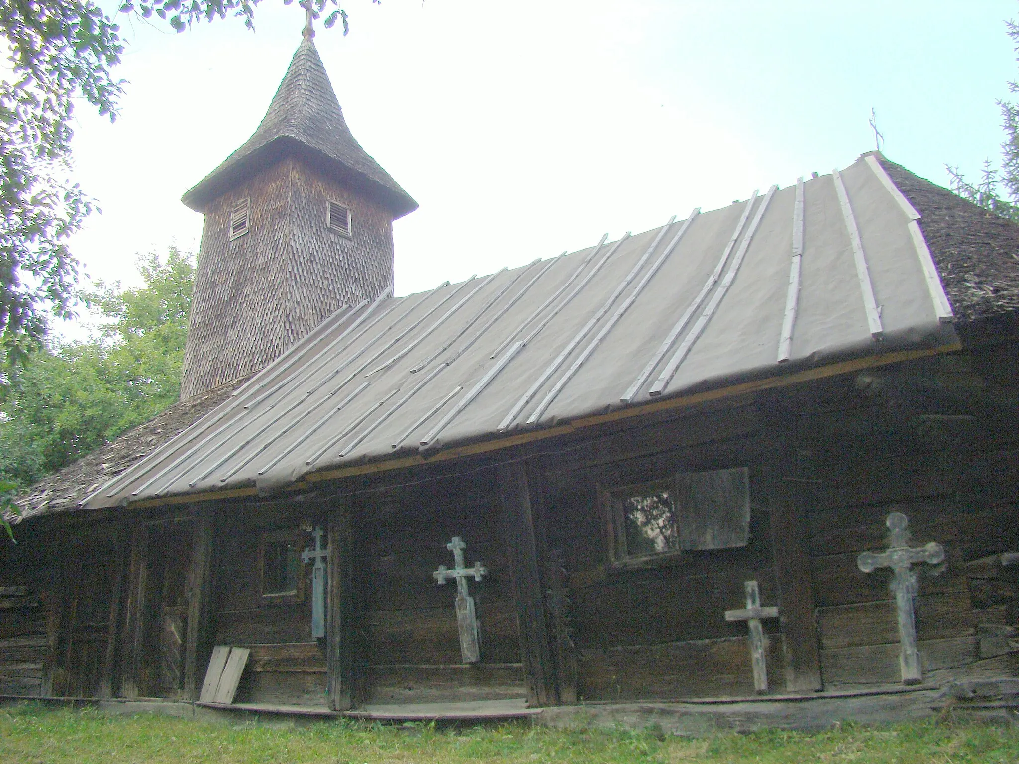 Photo showing: Biserica de lemn din Crivina de Sus