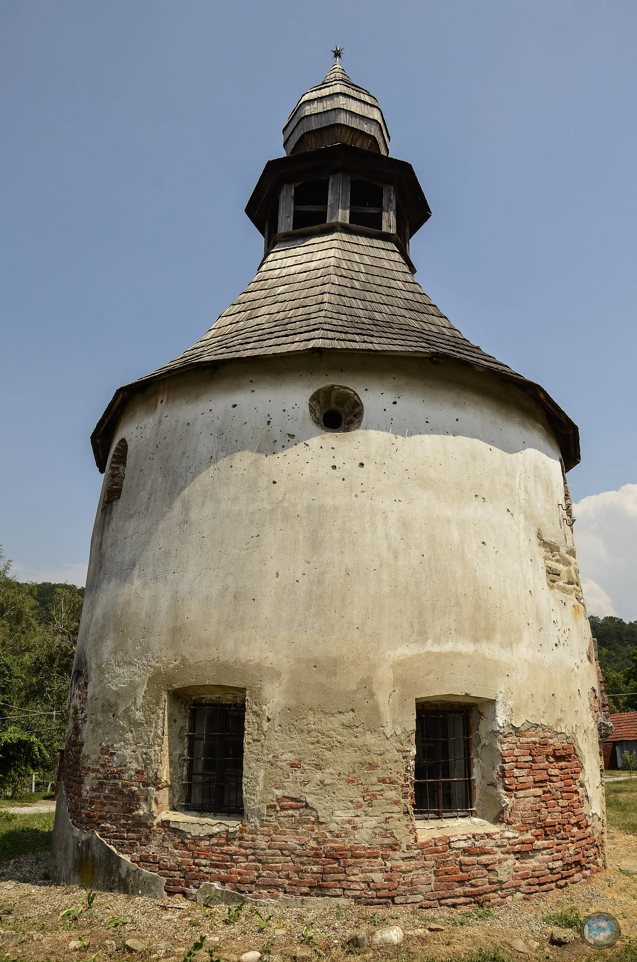 Photo showing: This is a photo of a historic monument in județul Hunedoara, classified with number HD-II-m-A-03316.