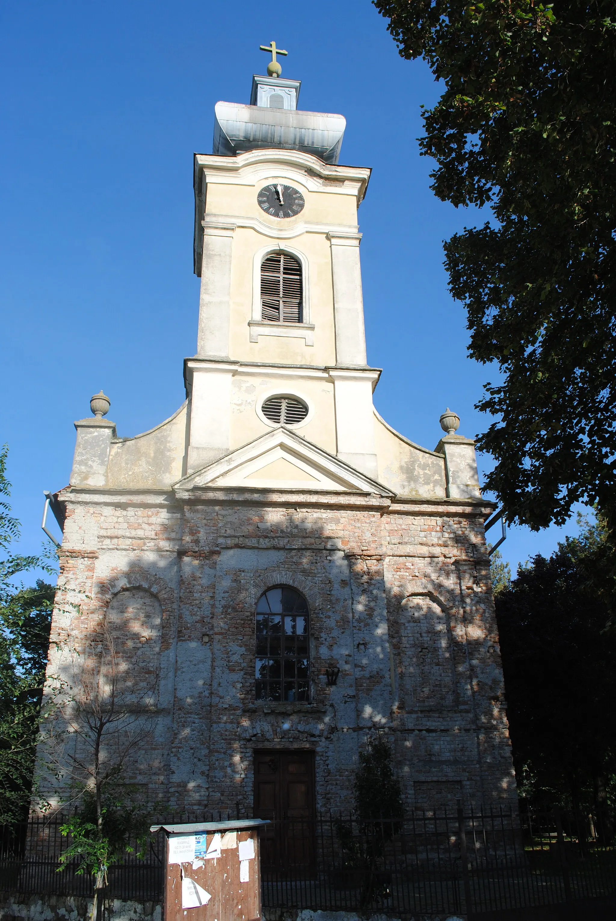 Photo showing: Crkva svetih arhangela Mihaila i Gavrila u Idjošu
